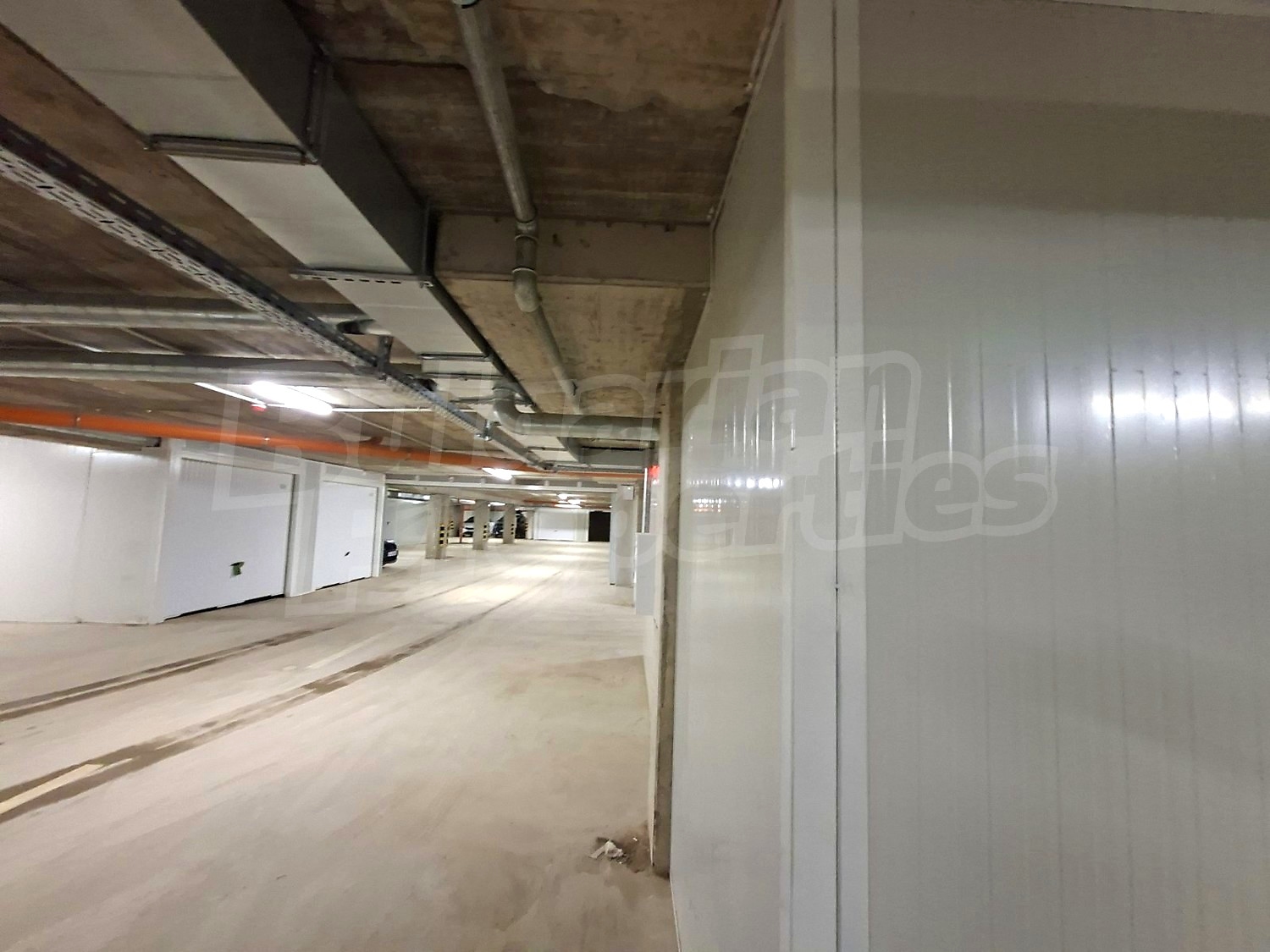 Gallery Picture 4