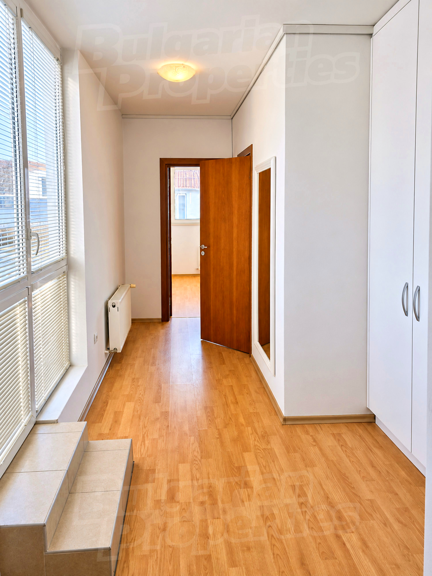 Gallery Picture 8