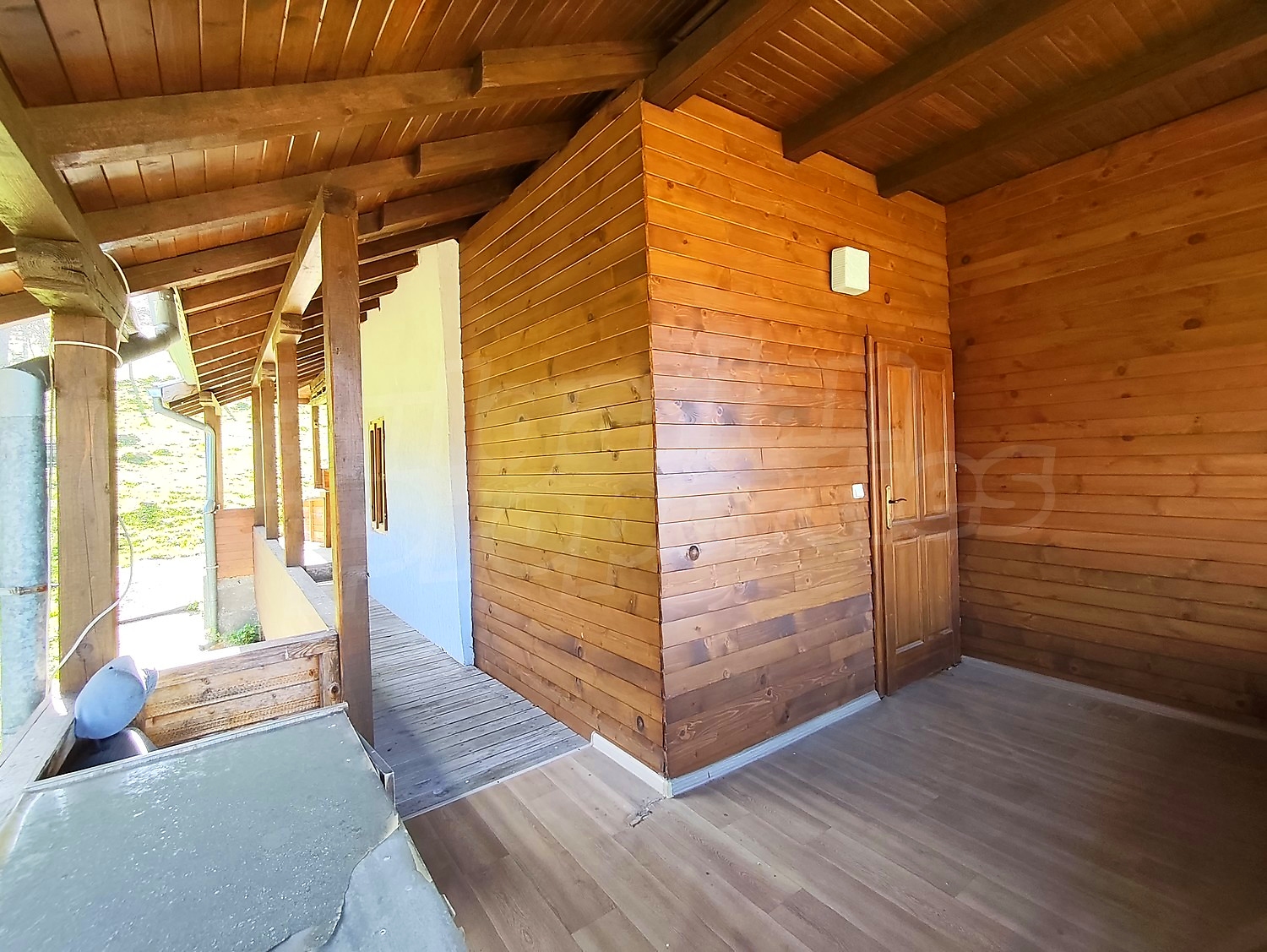 Gallery Picture 22