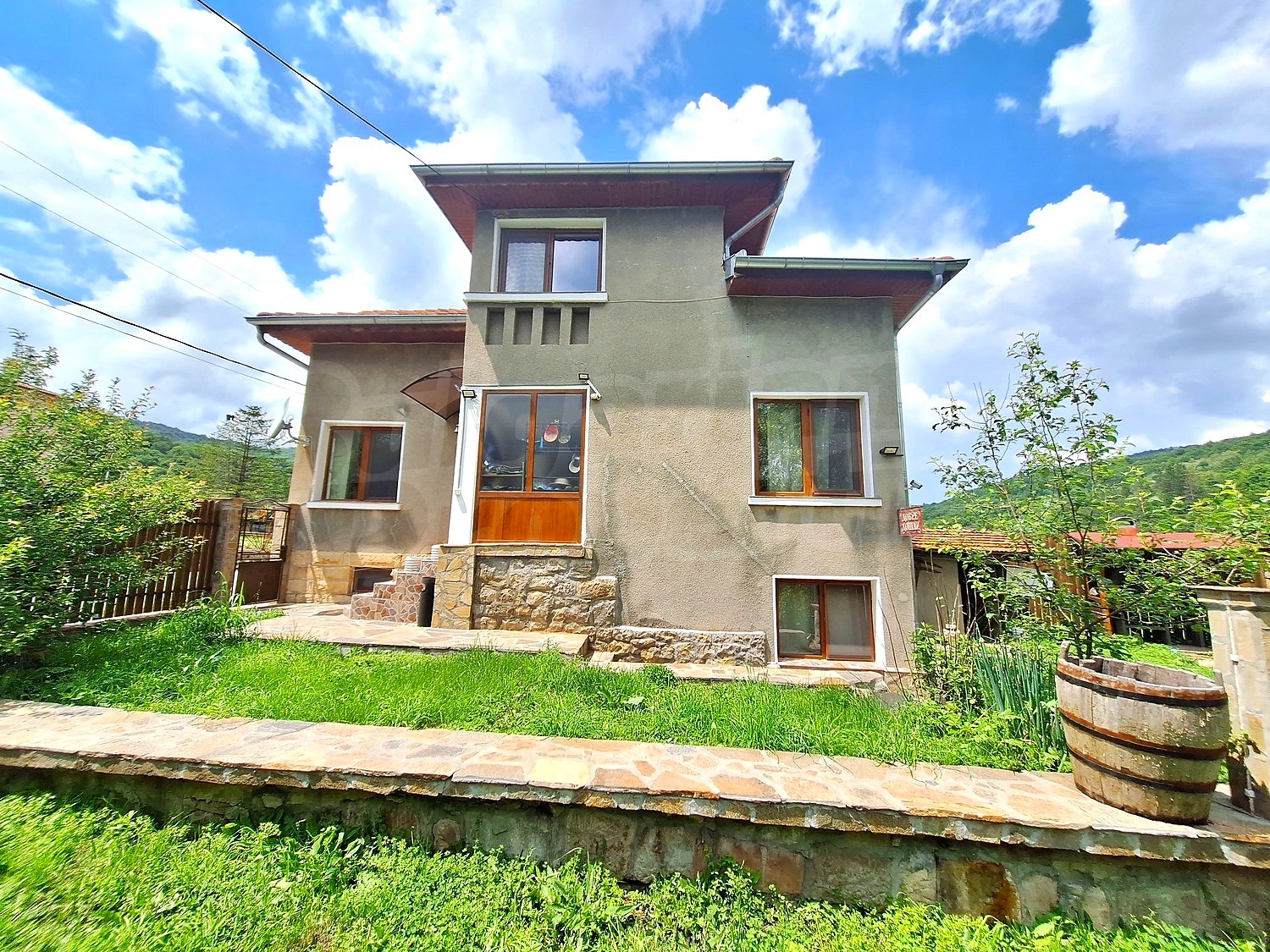 outside, facade, garden