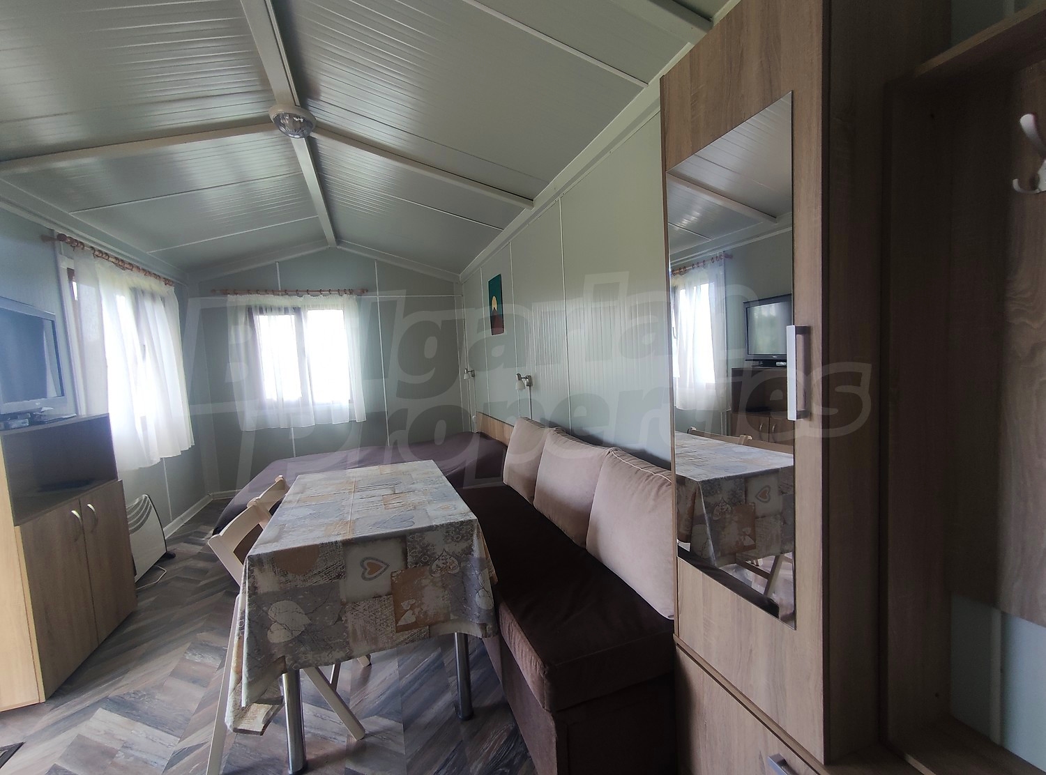 Gallery Picture 13