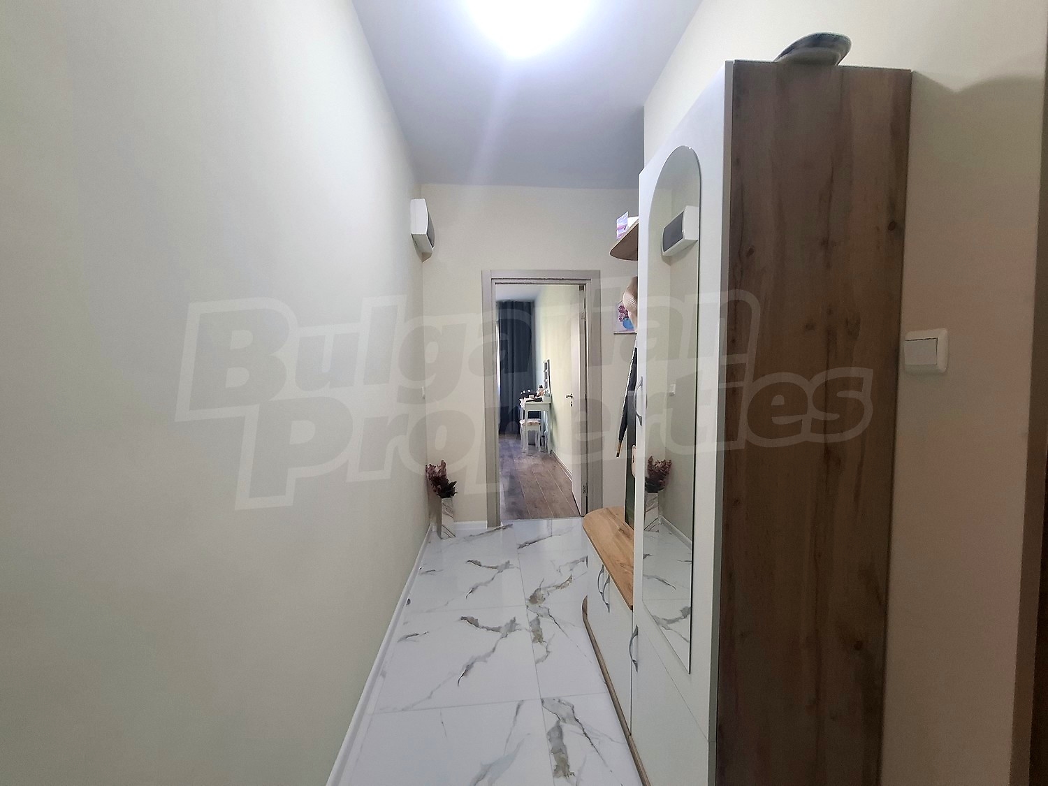 Gallery Picture 8