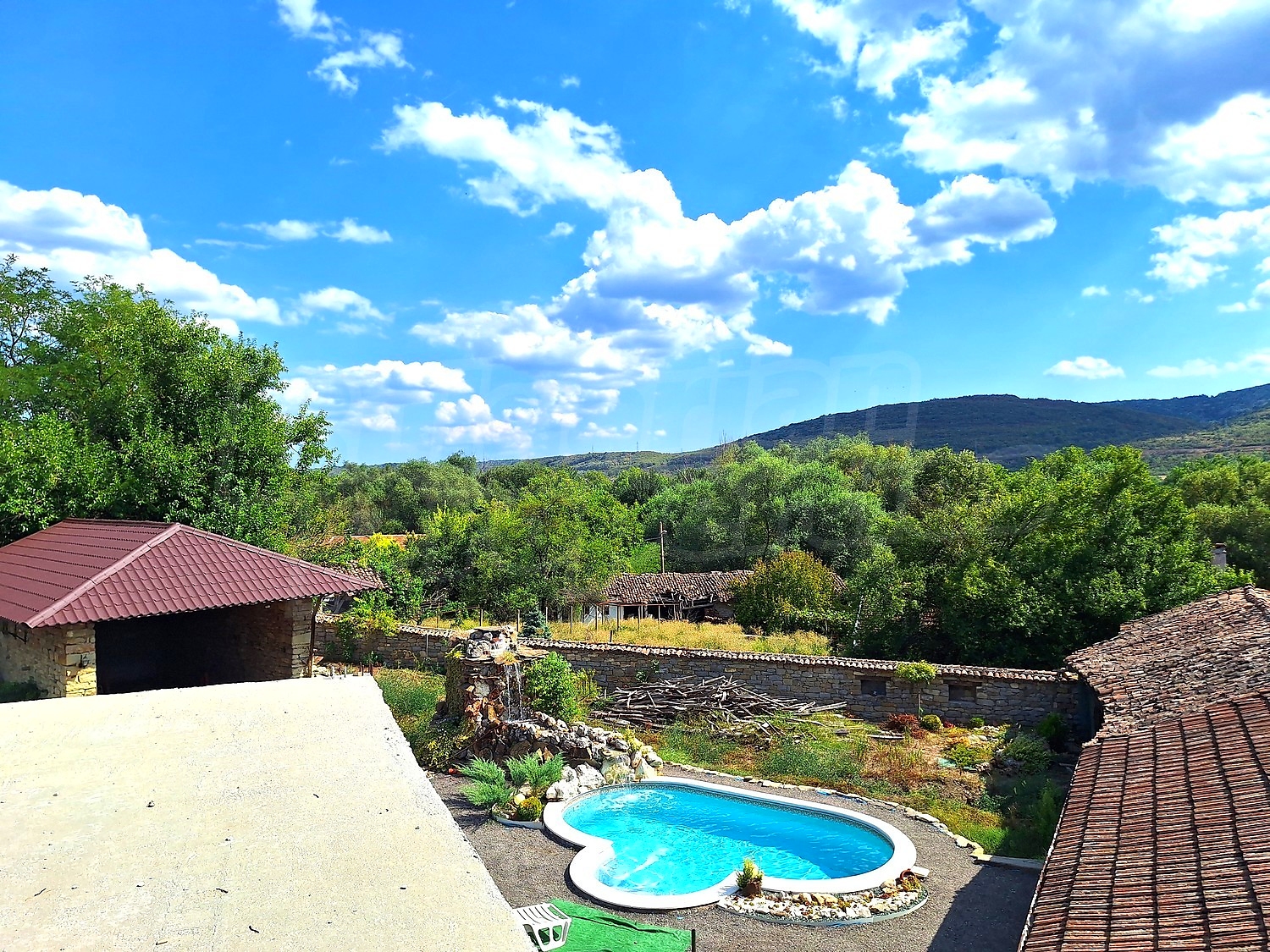 outside, pool, mountain, green area