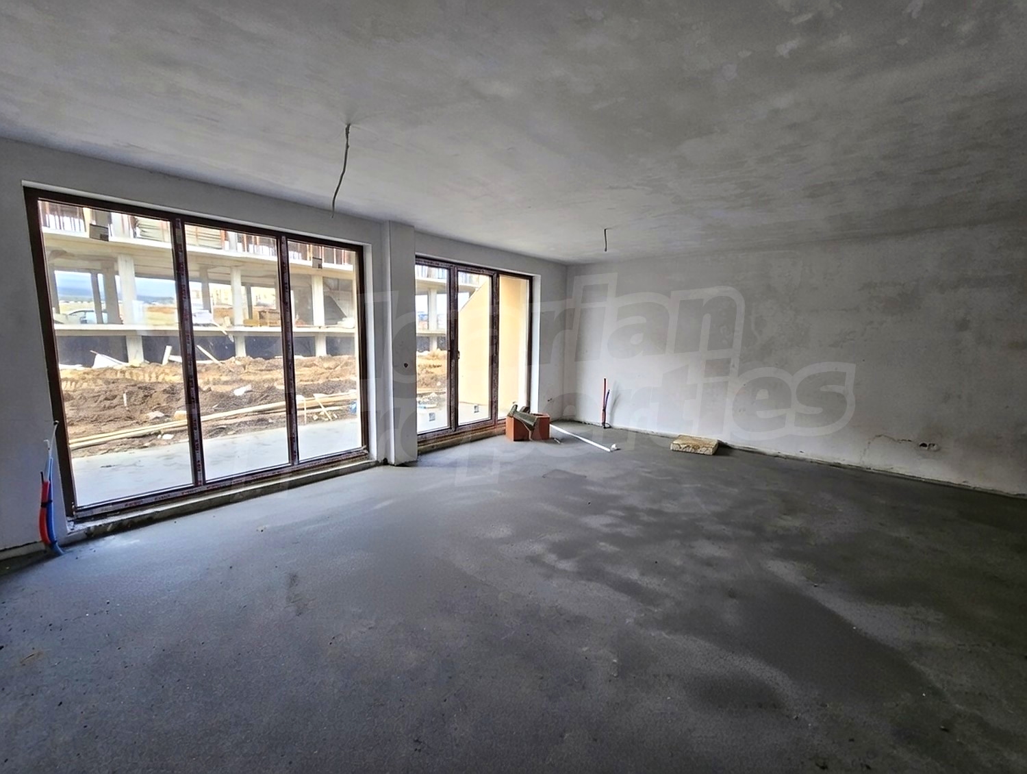 Gallery Picture 10