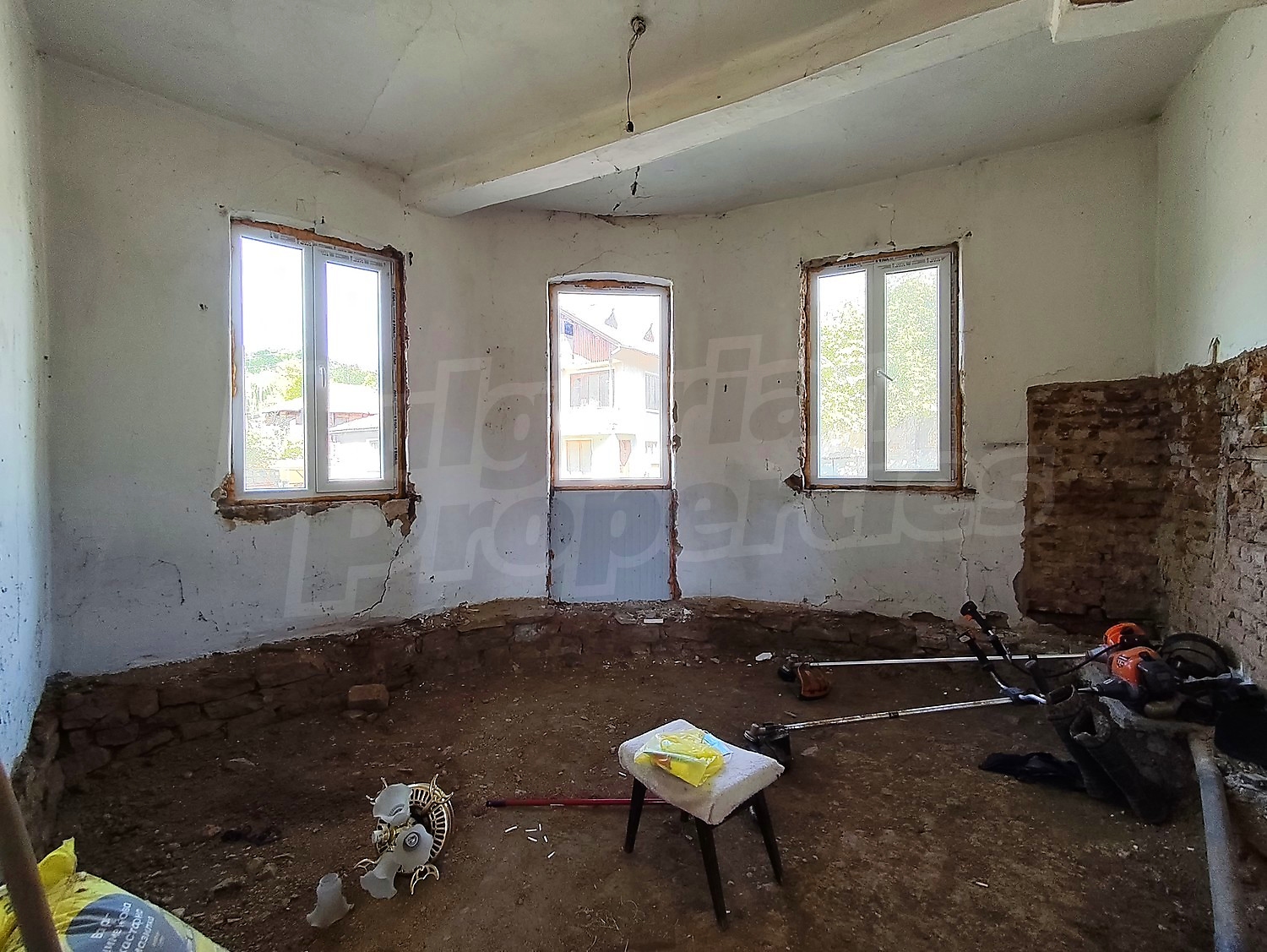 Gallery Picture 15