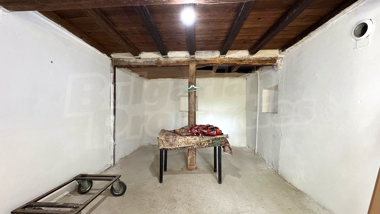 Gallery Picture 16