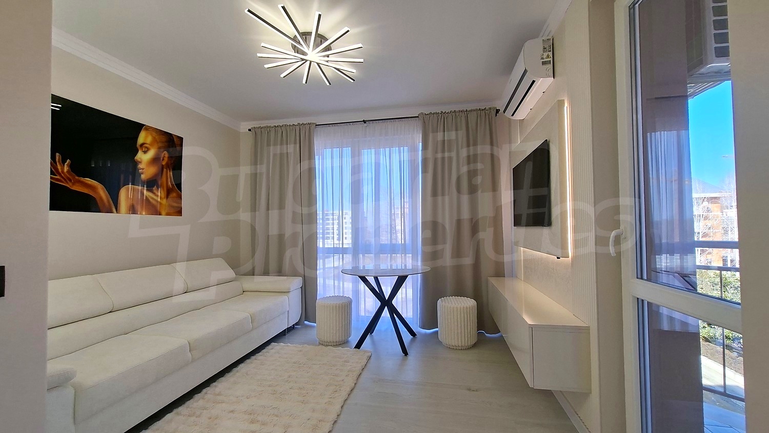 Gallery Picture 10