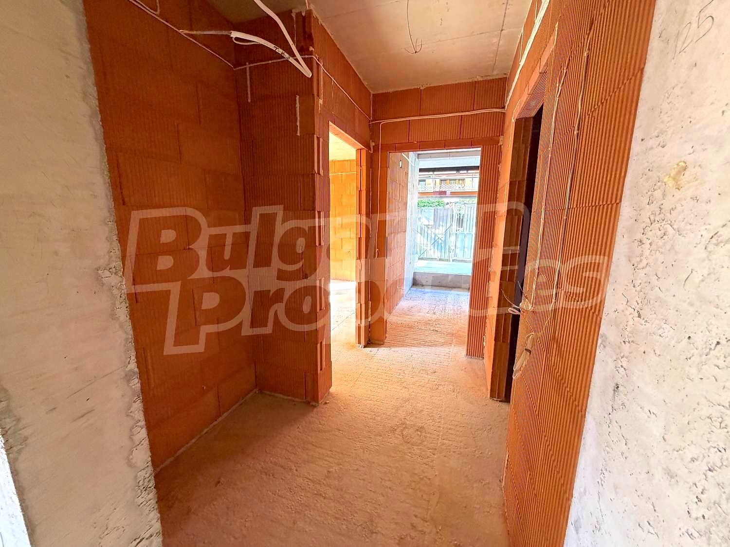 Gallery Picture 4
