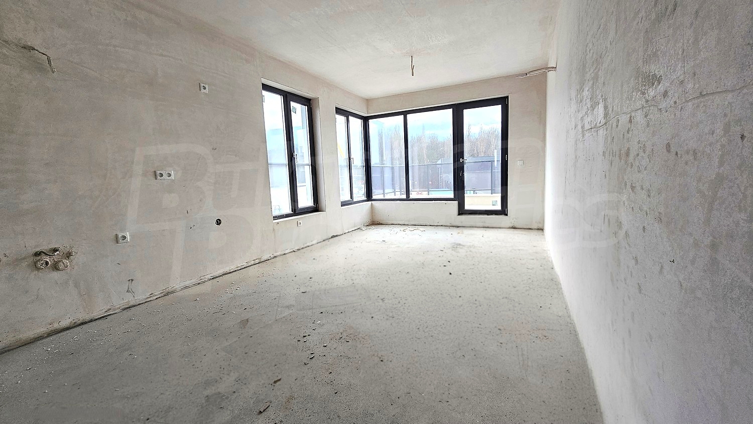 Gallery Picture 3