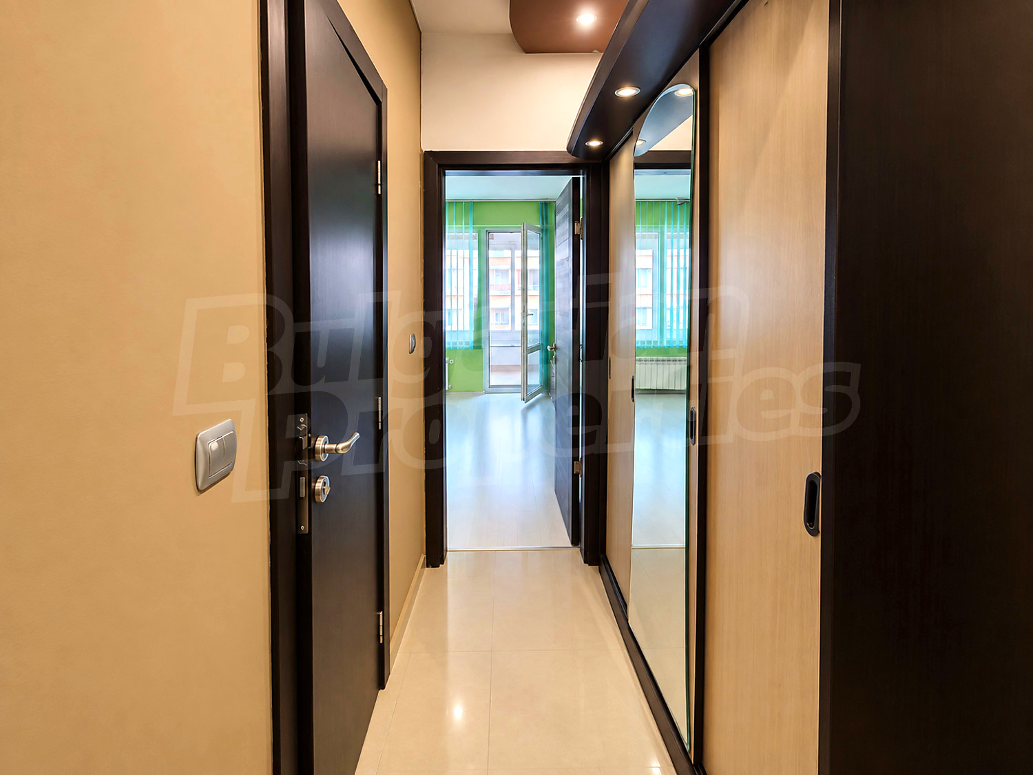Gallery Picture 12