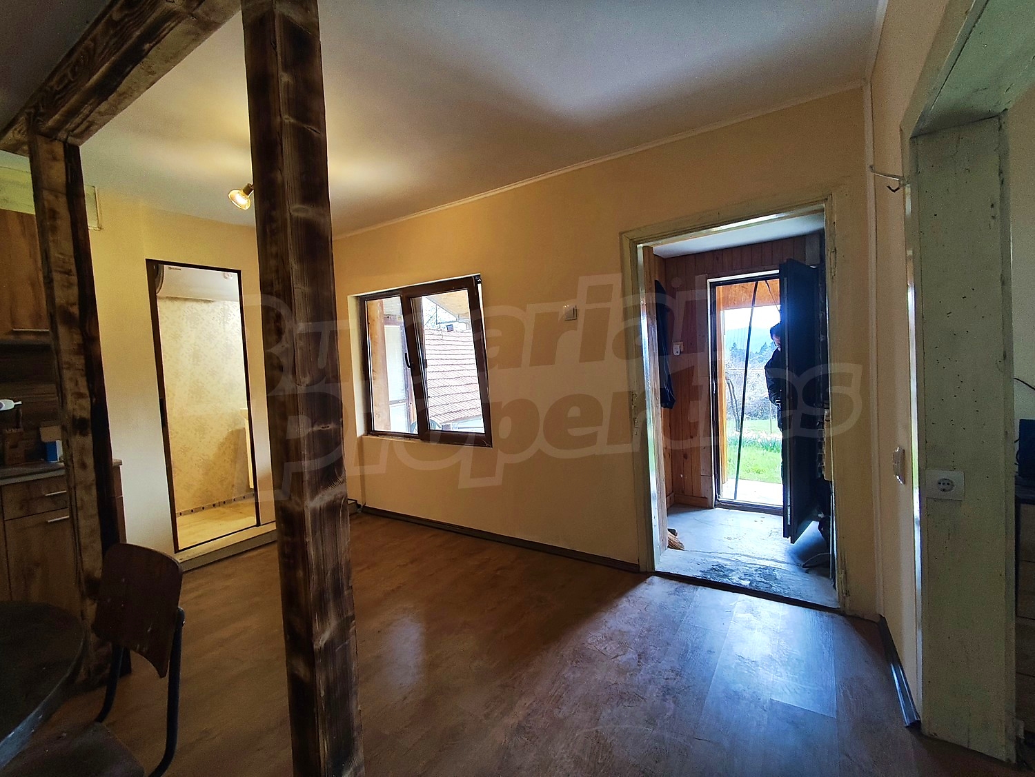 Gallery Picture 10
