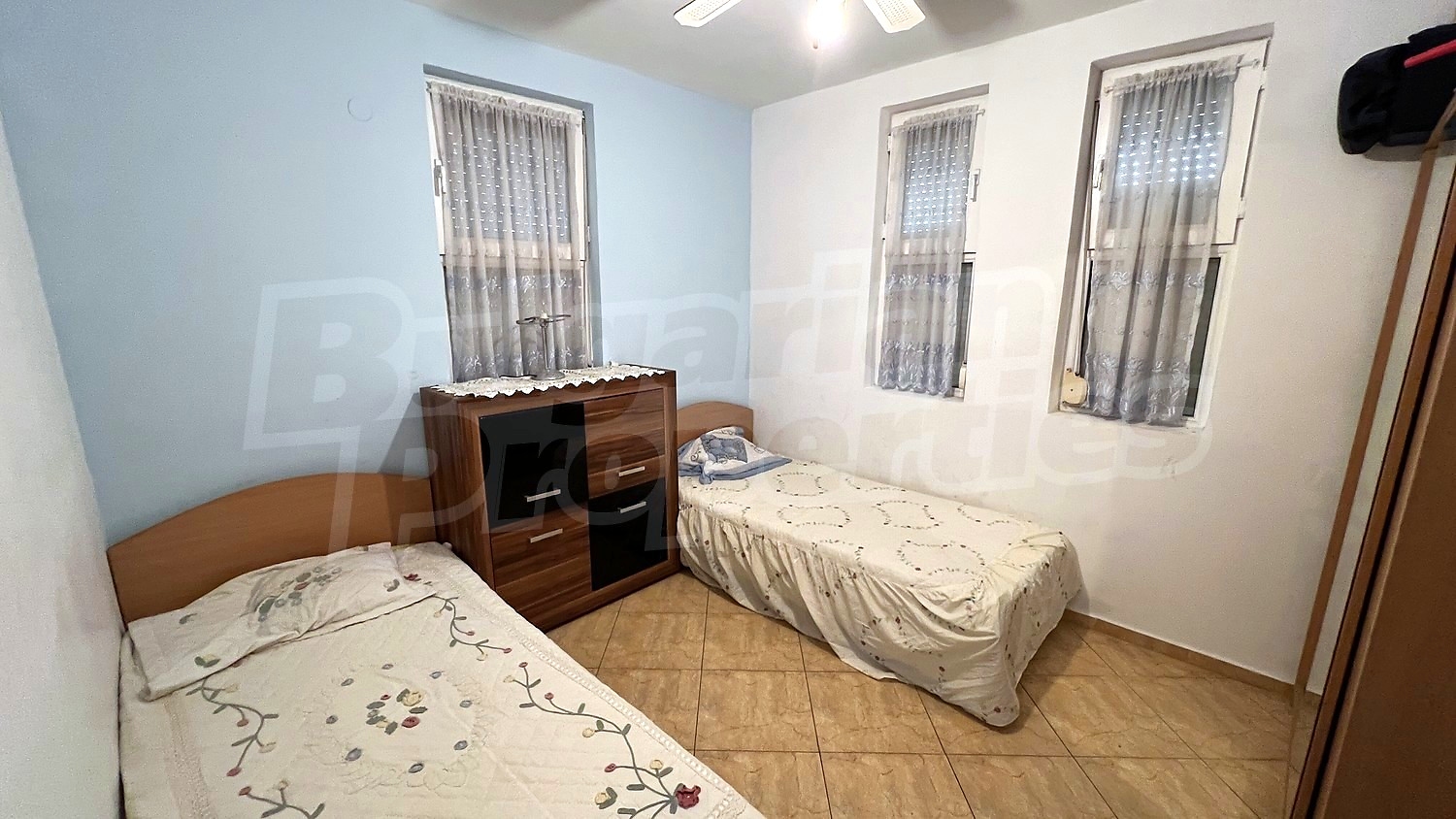 Gallery Picture 14