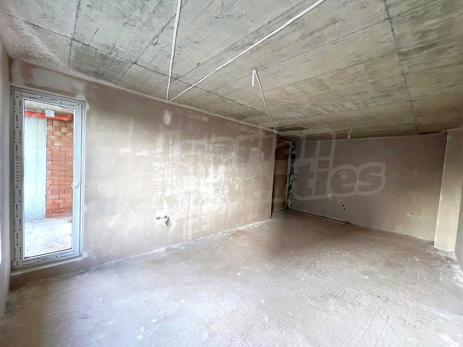 Gallery Picture 4