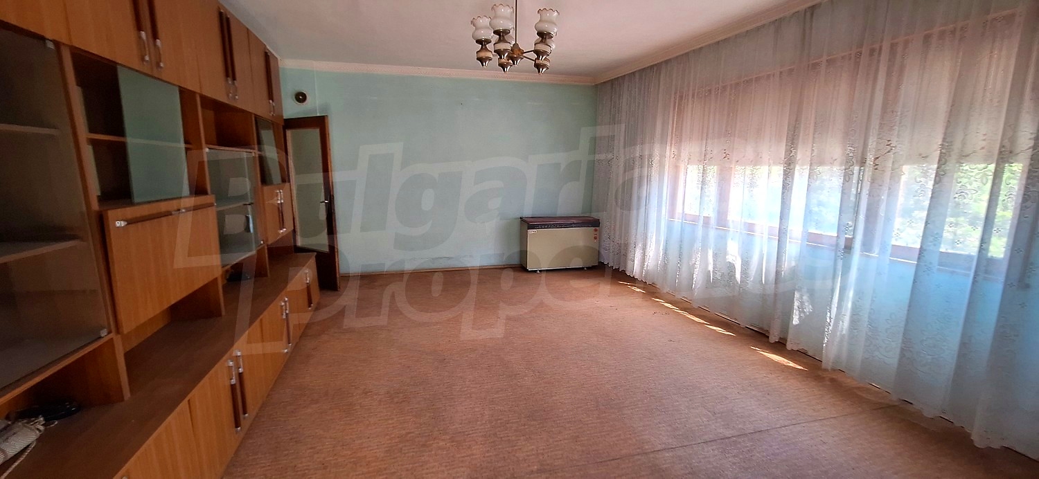 Gallery Picture 15