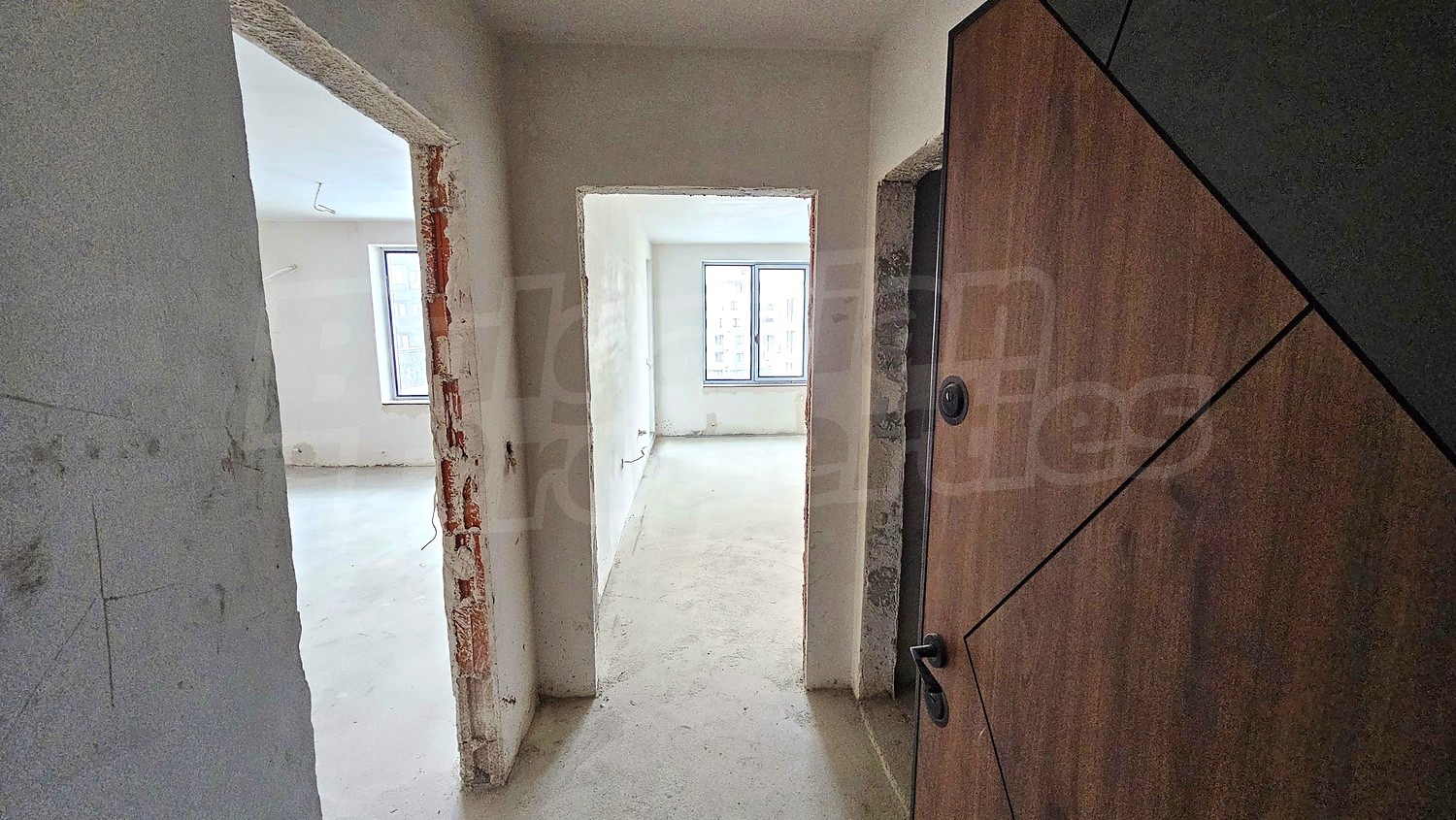 Gallery Picture 10
