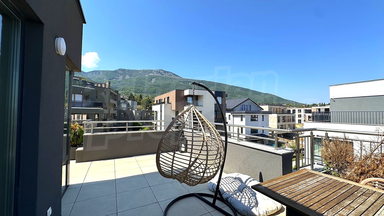 Gallery Picture 60