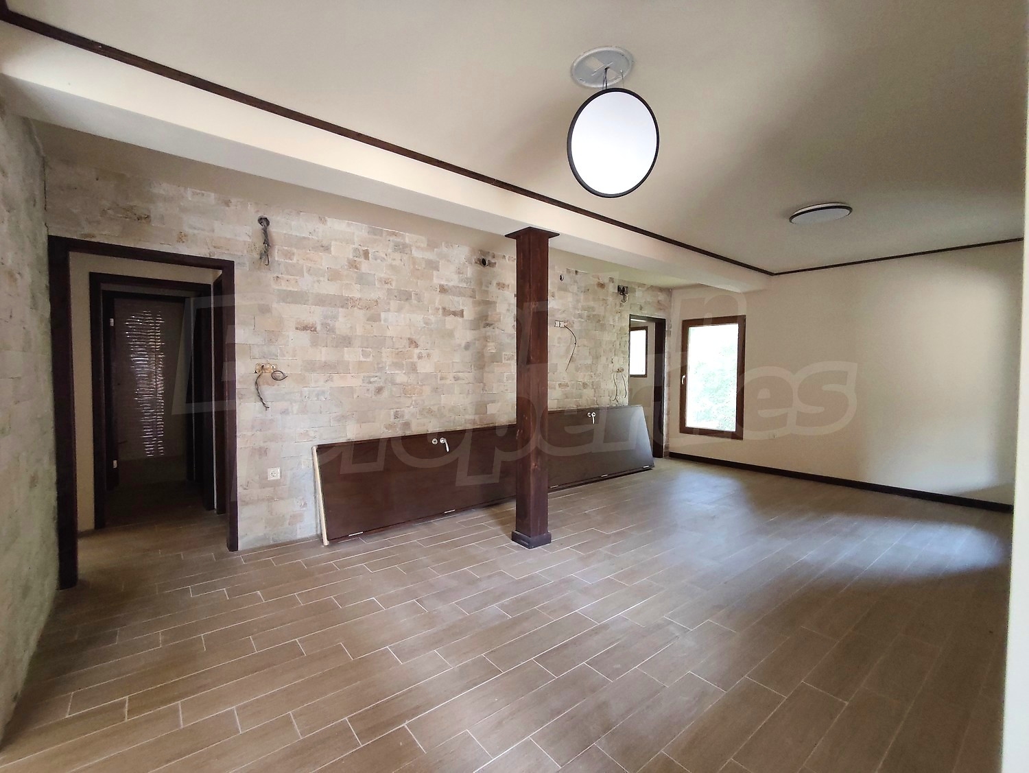 Gallery Picture 38
