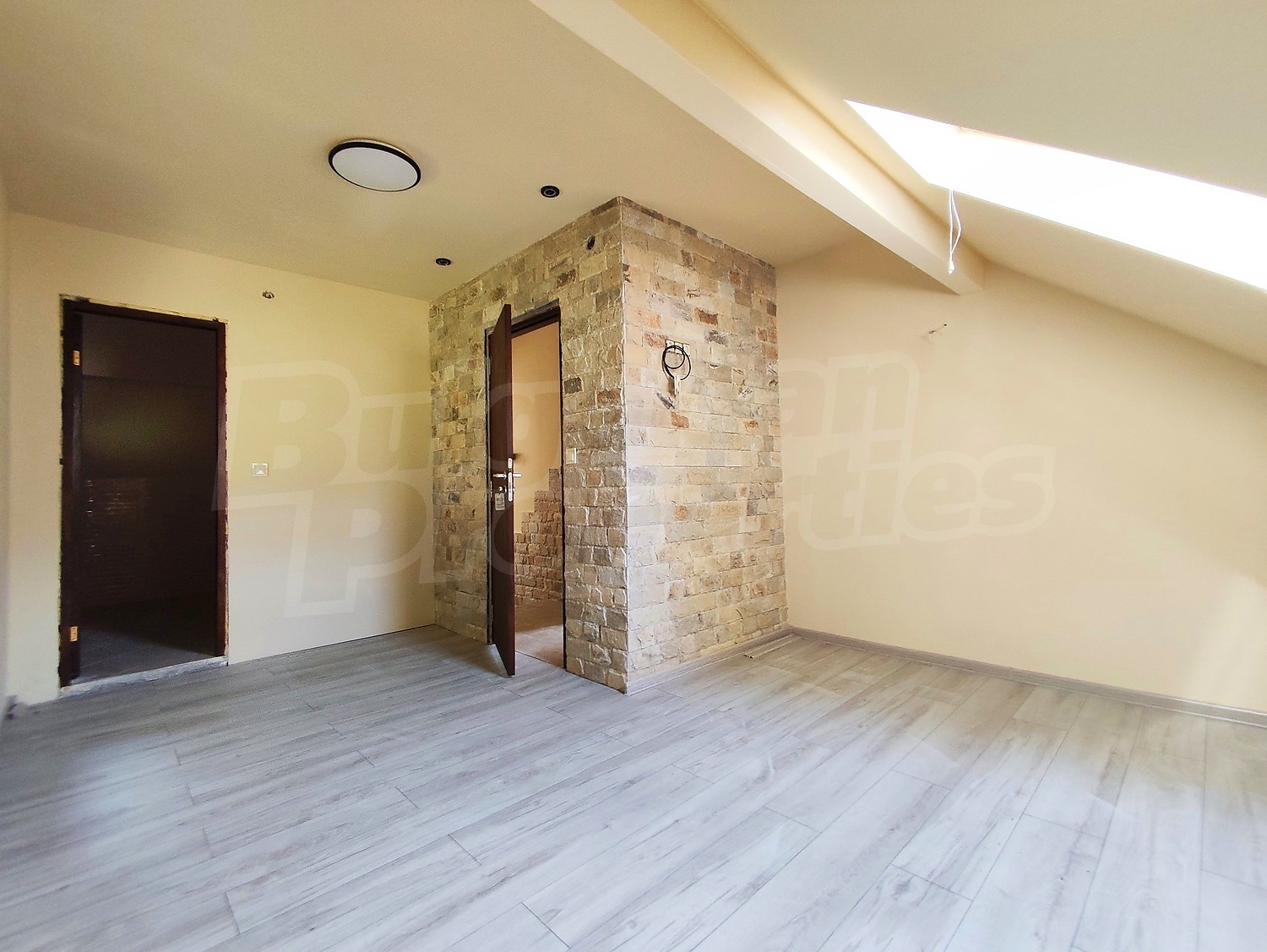 Gallery Picture 45