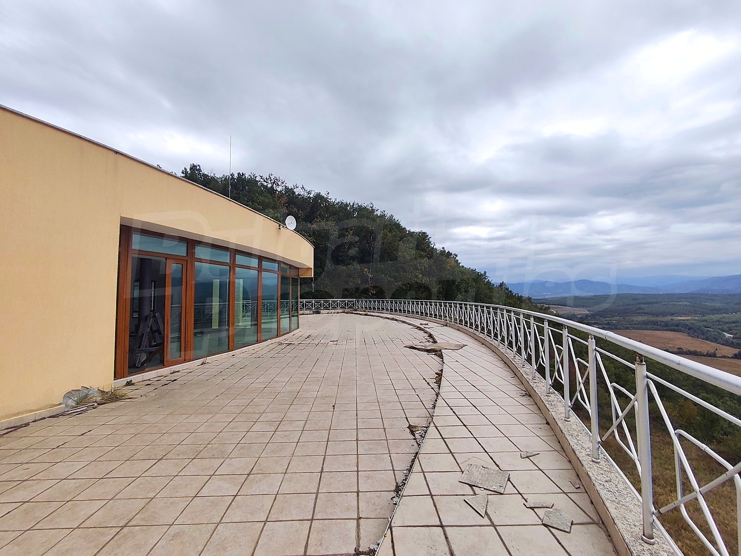 outside, view from balcony, mountain