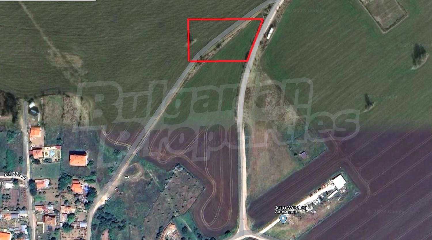 outside, green area