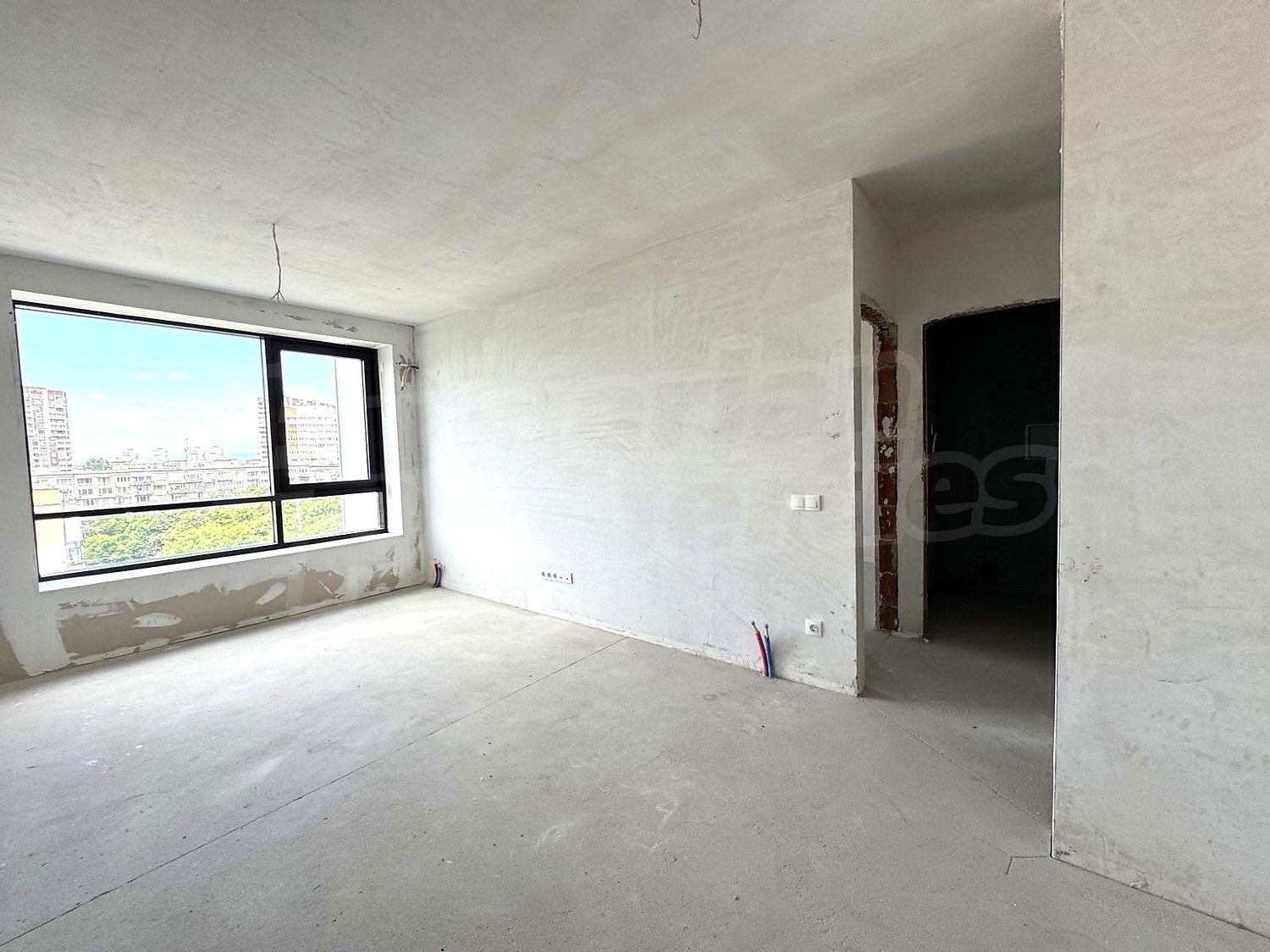 Gallery Picture 2