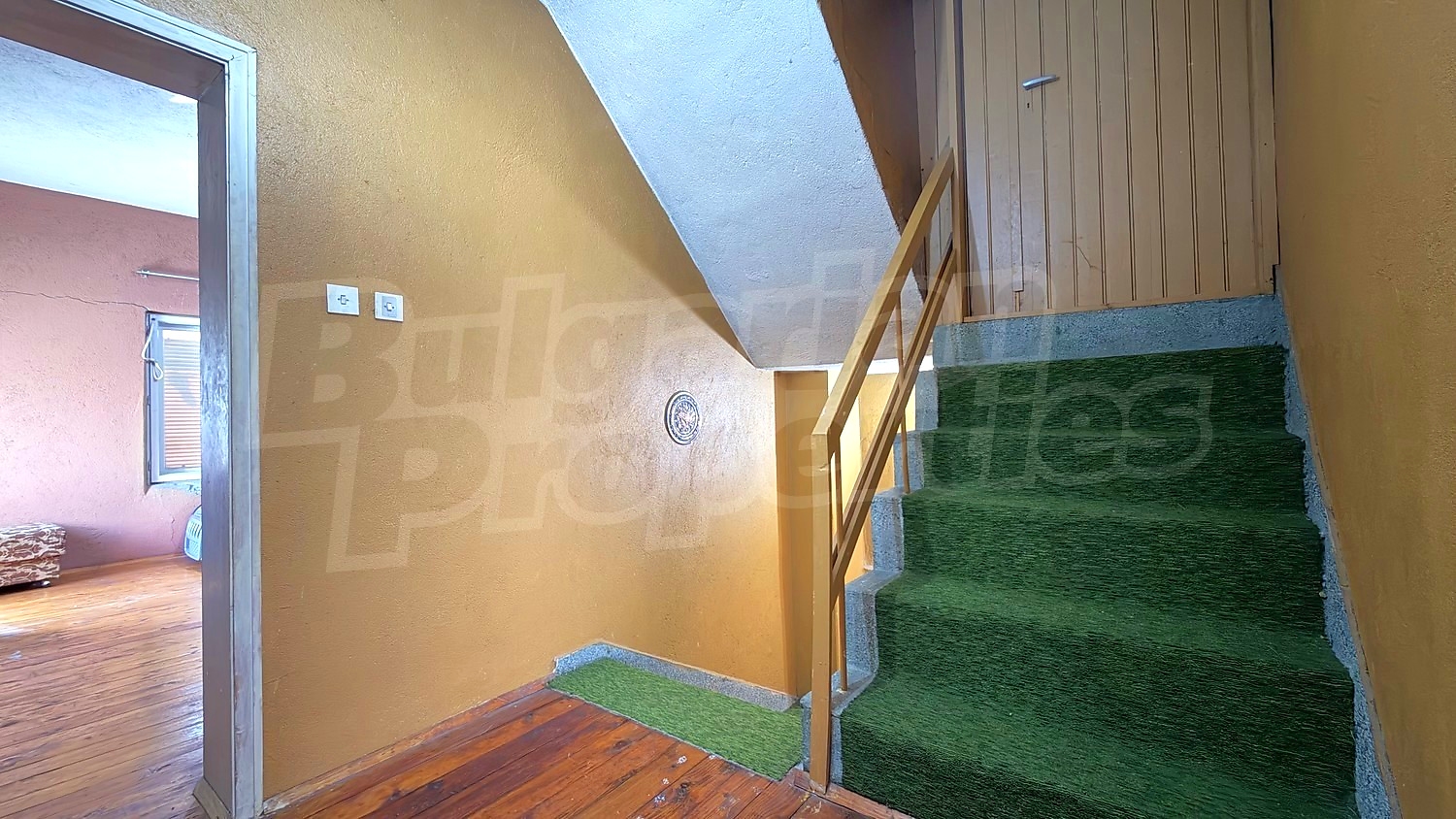 Gallery Picture 32