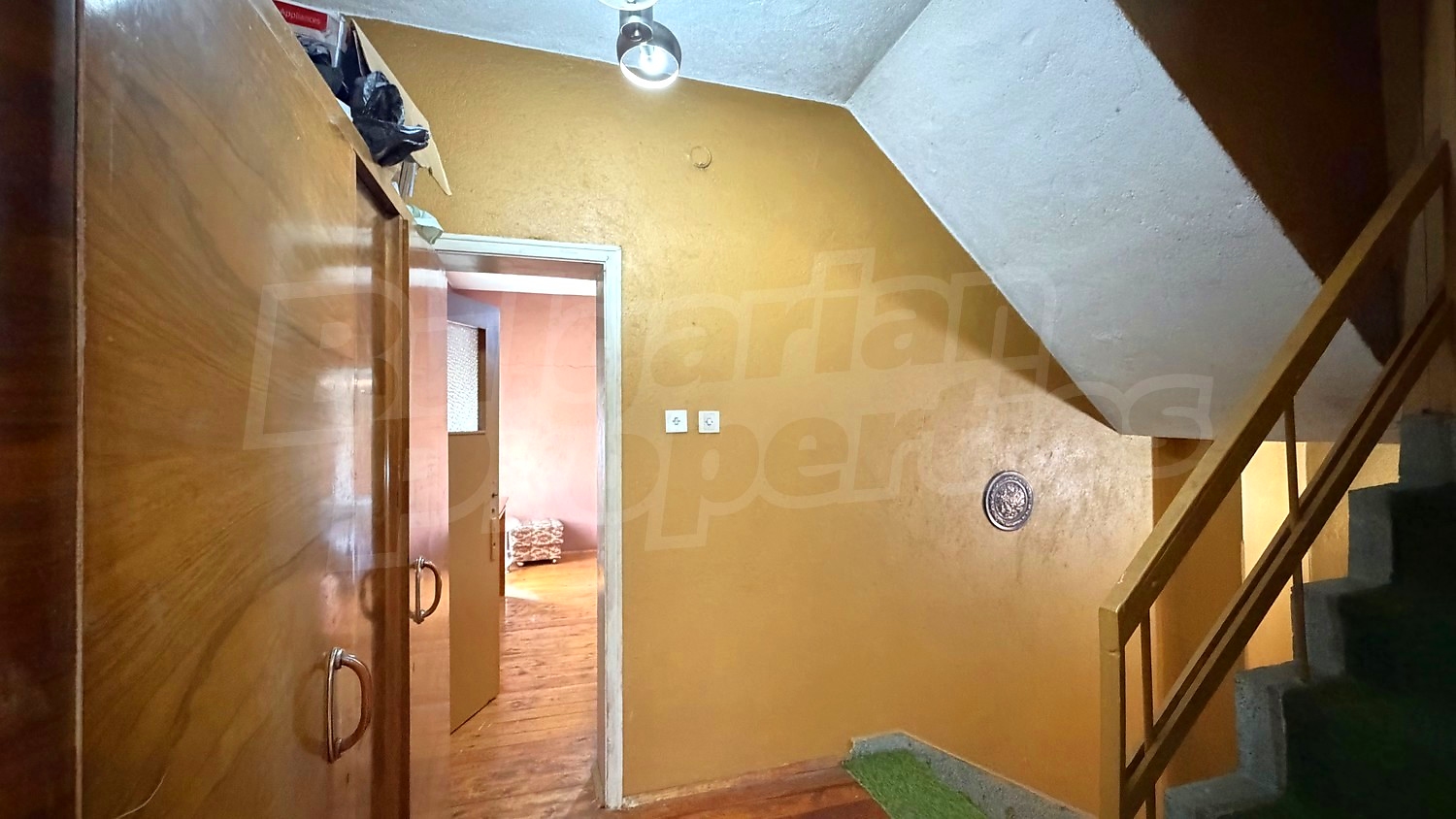 Gallery Picture 33
