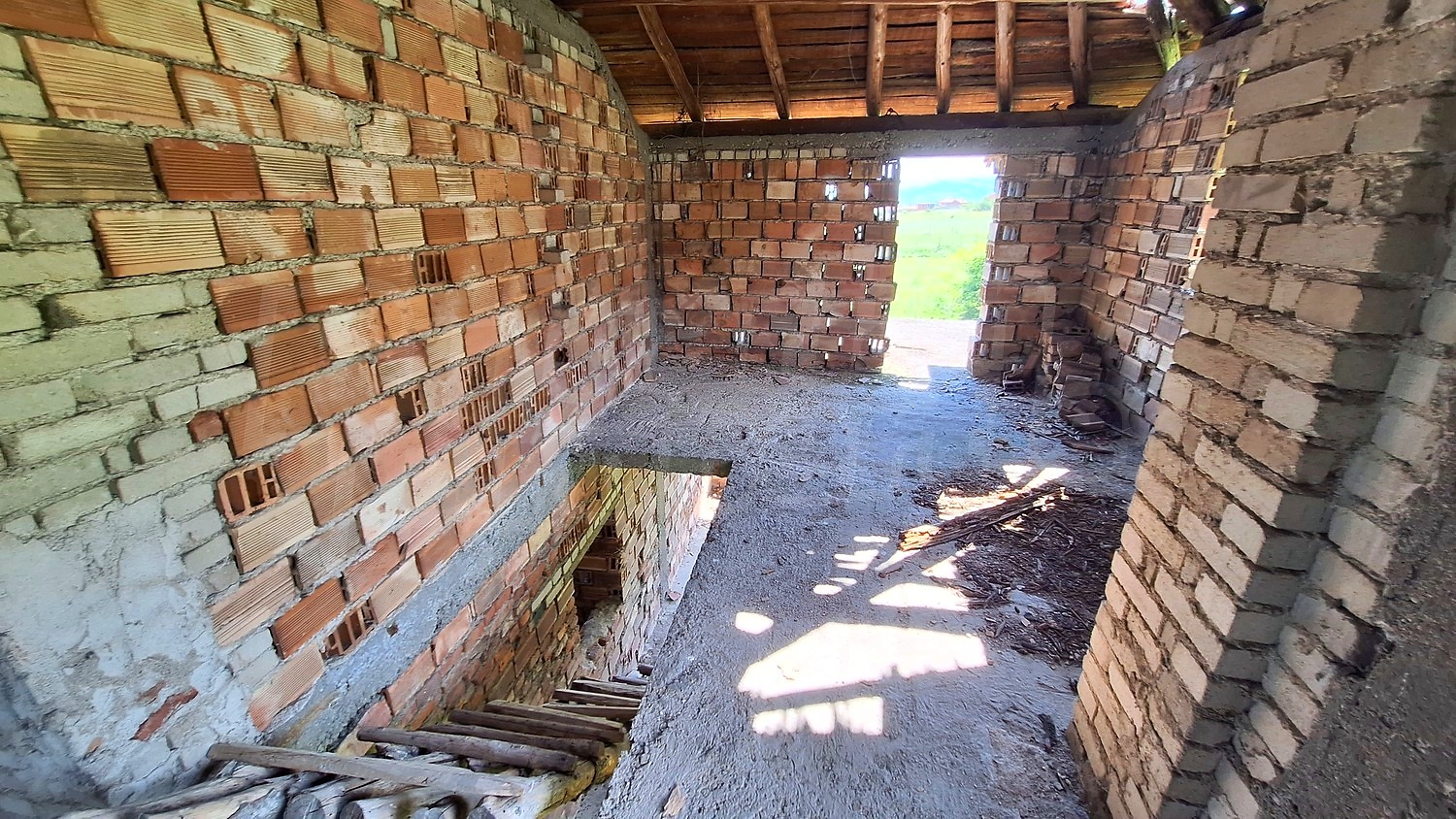 Gallery Picture 8