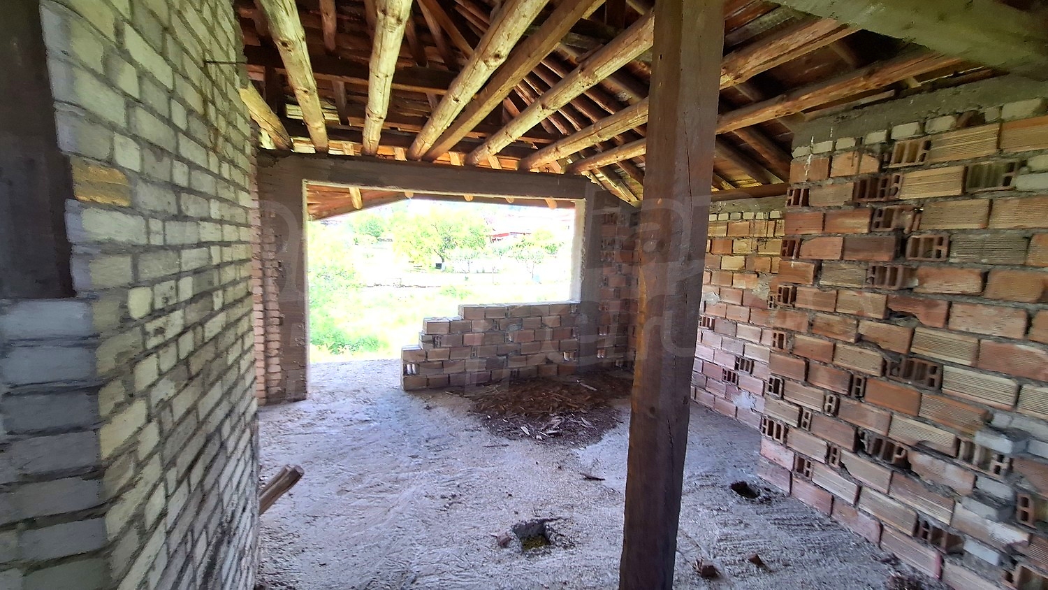 Gallery Picture 11