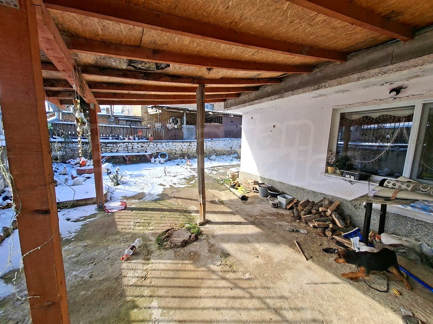 Gallery Picture 28
