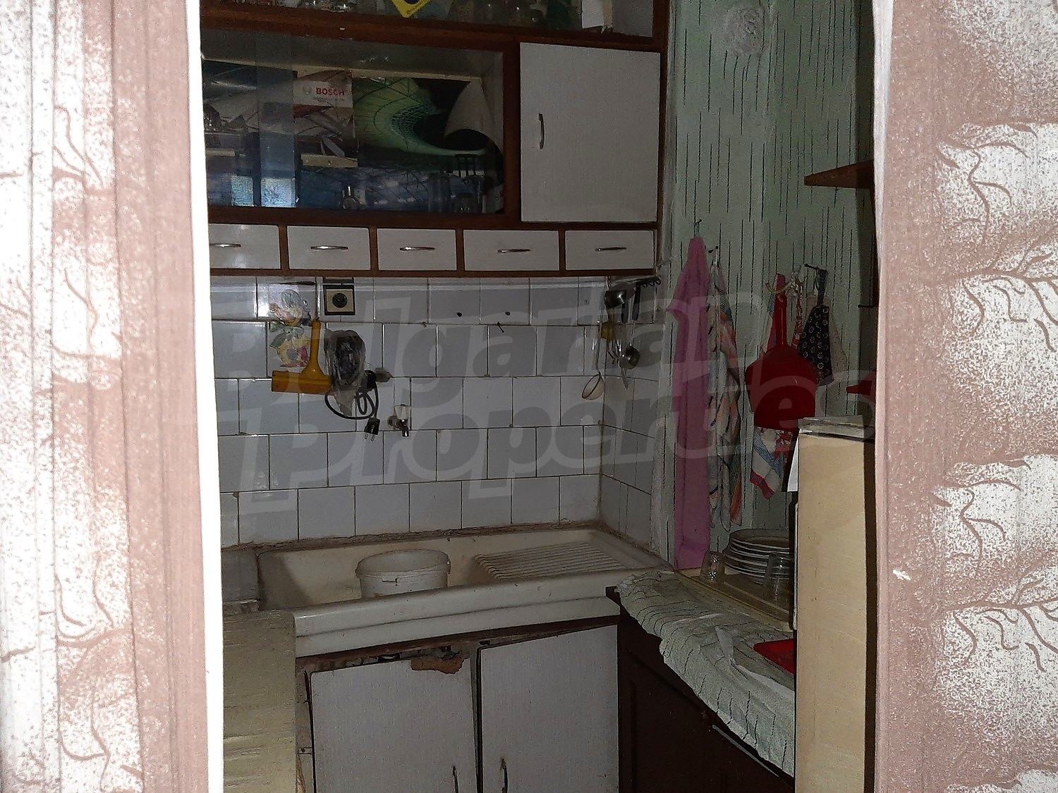 inside, kitchen, furnished