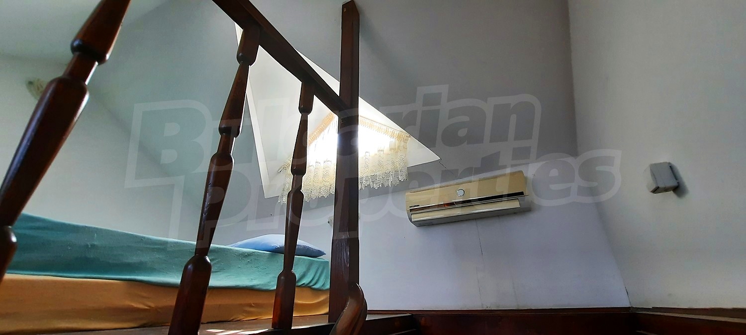 inside, bedroom