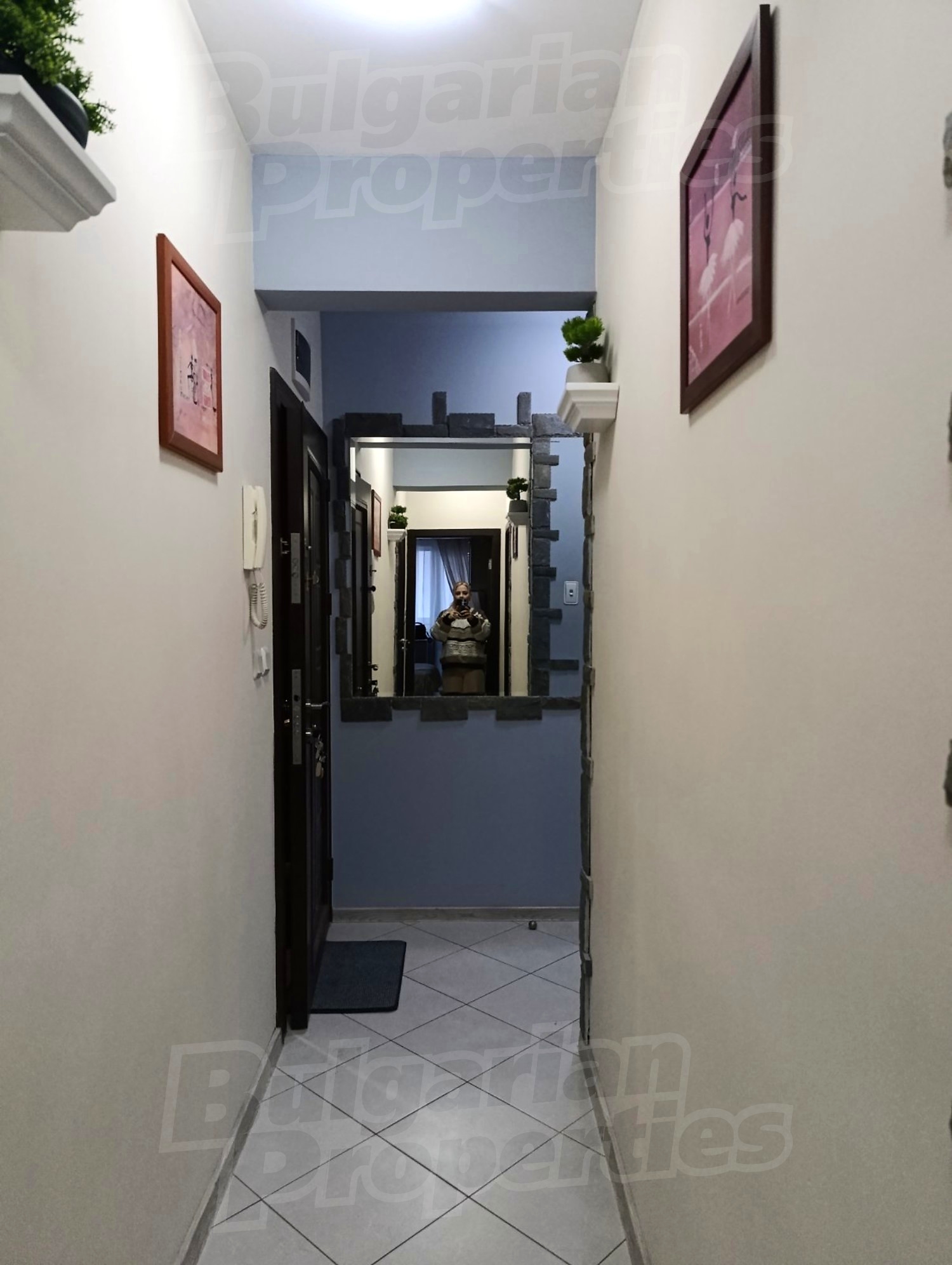 hallway, inside