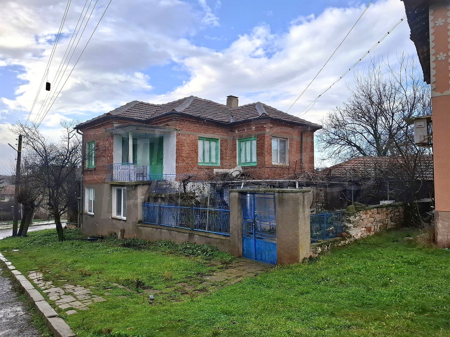 outside, facade, garden