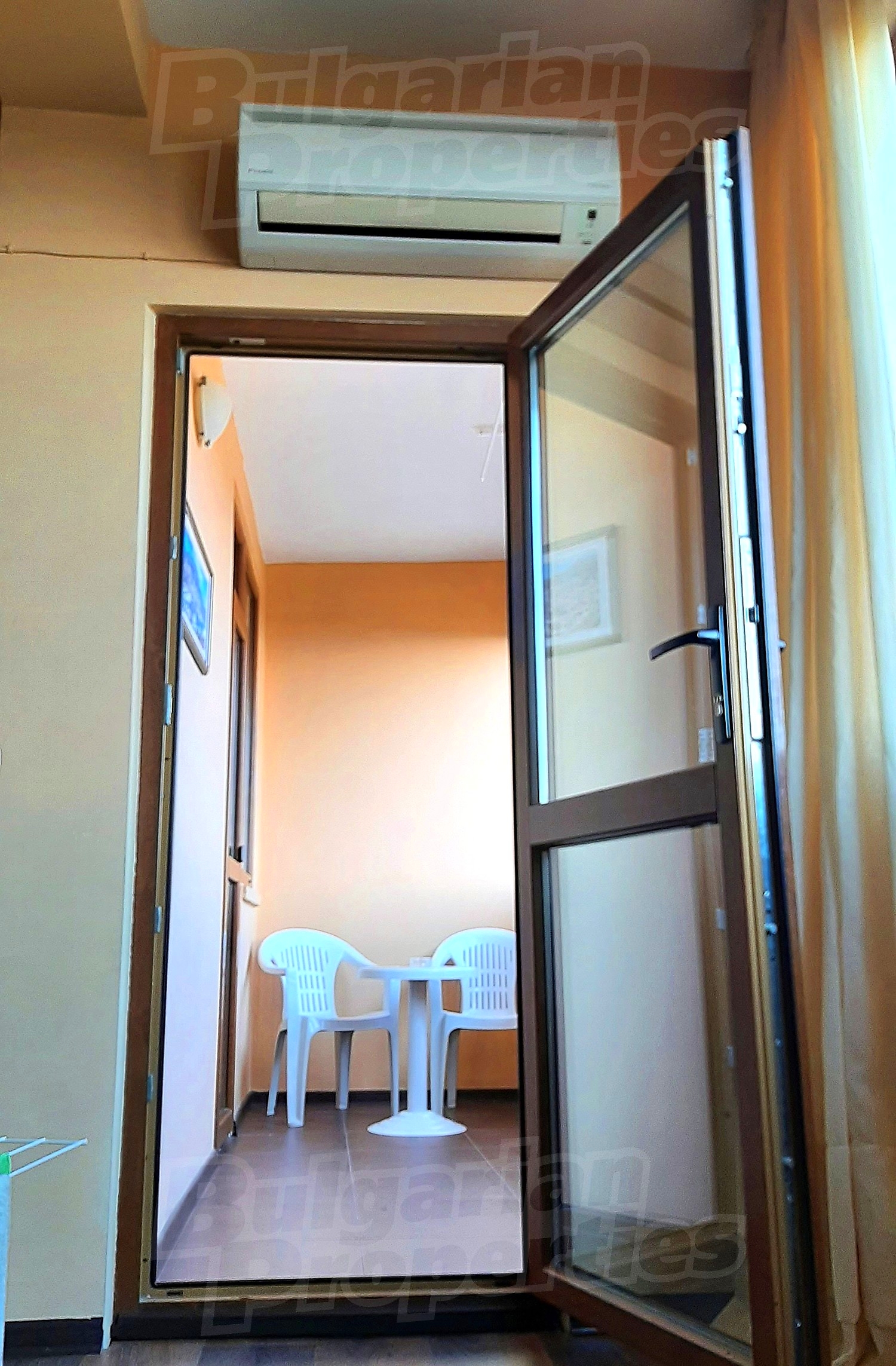 Gallery Picture 11