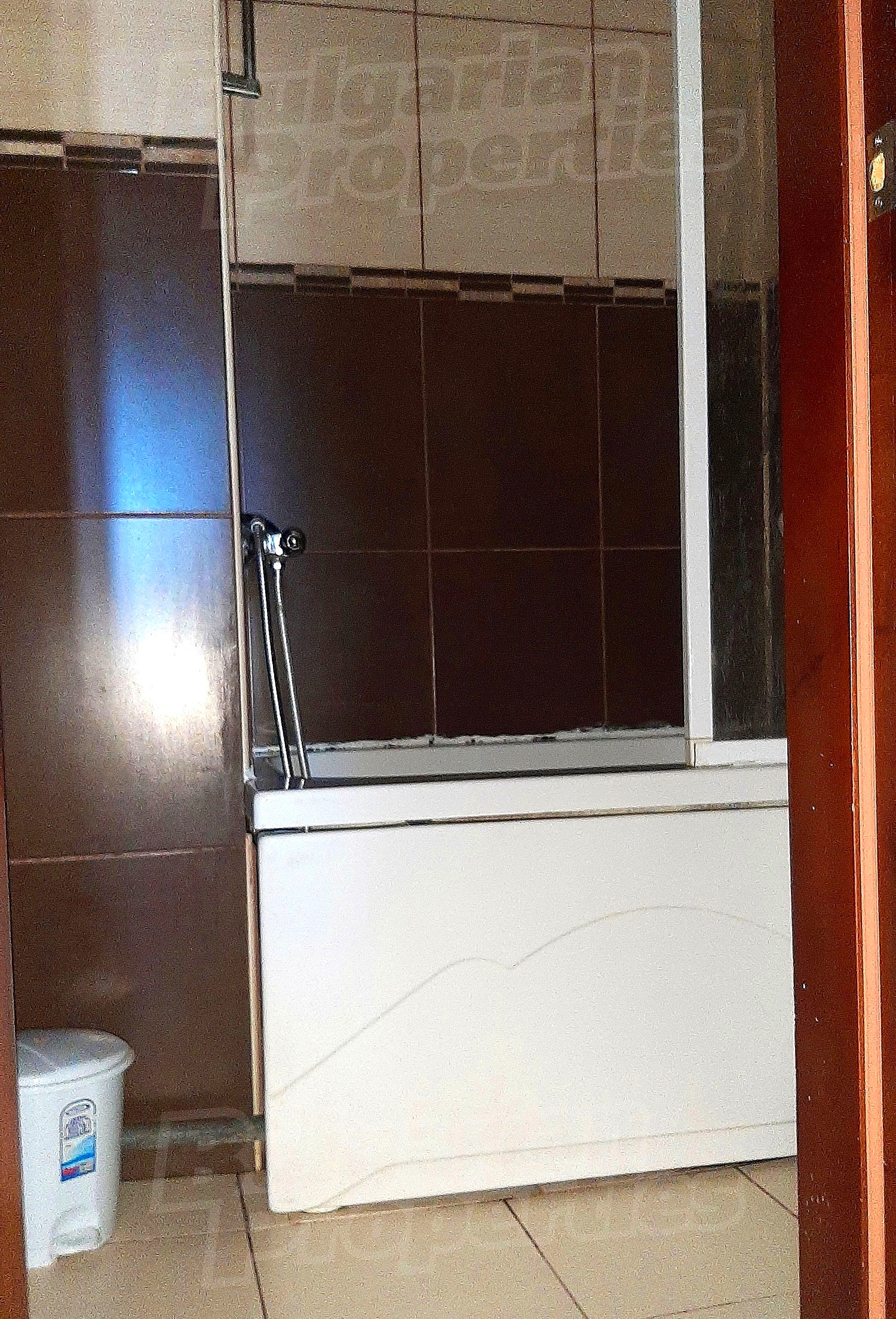 Gallery Picture 27
