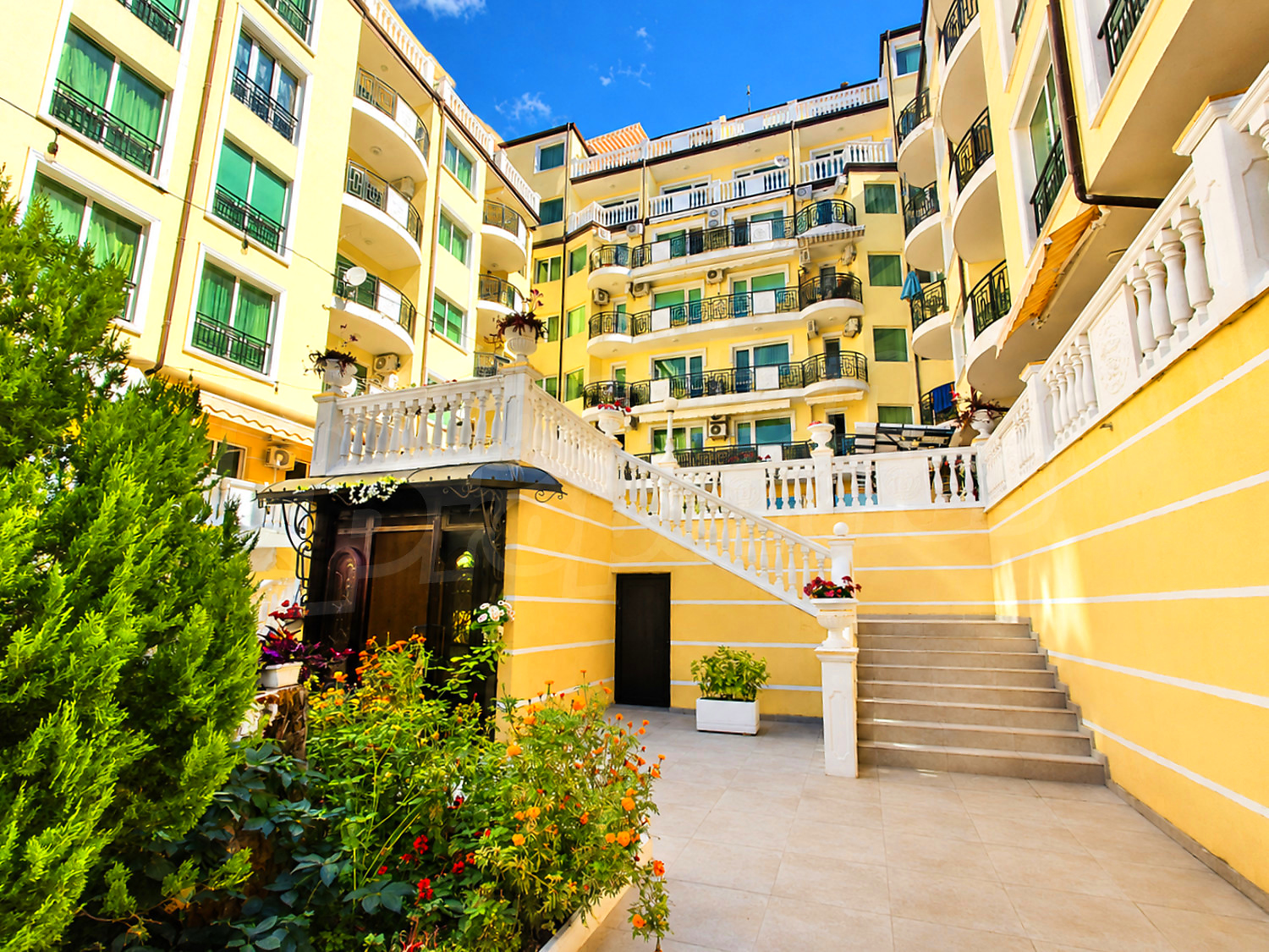 outside, facade, garden