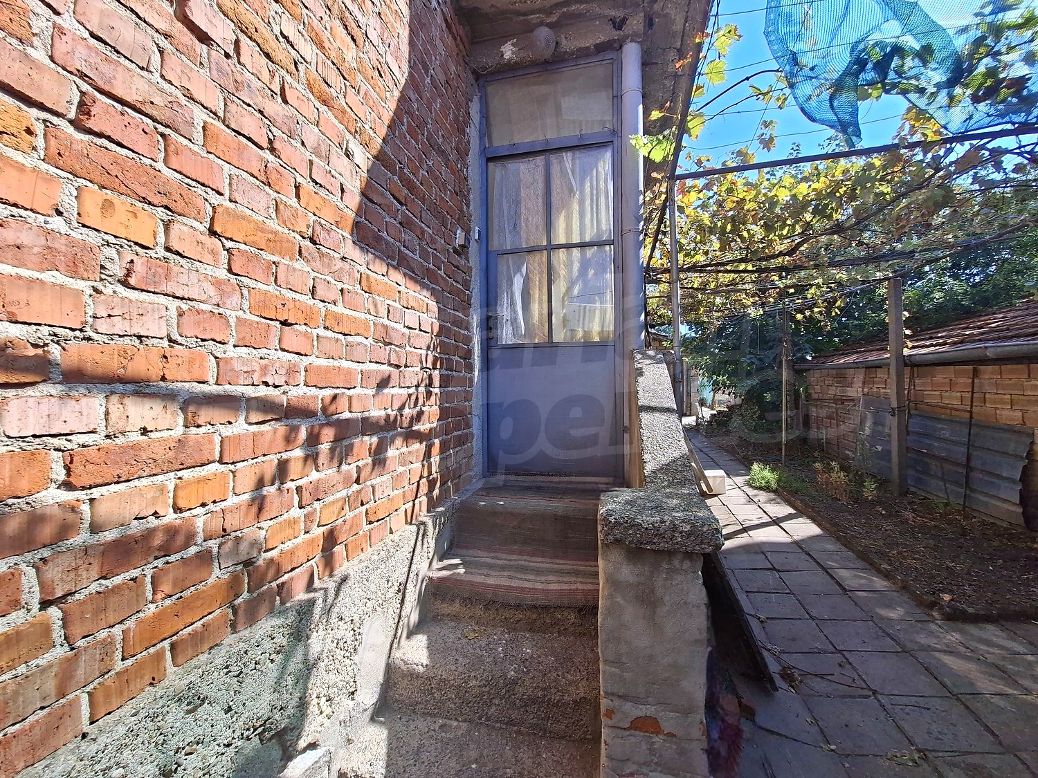 Gallery Picture 5