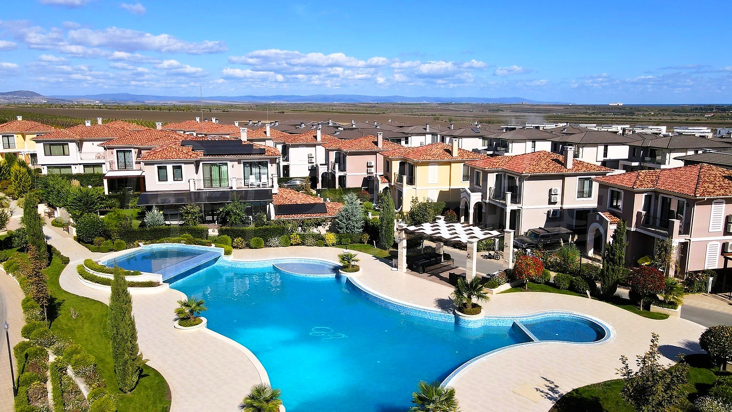 outside, pool, garden, facade, view from balcony