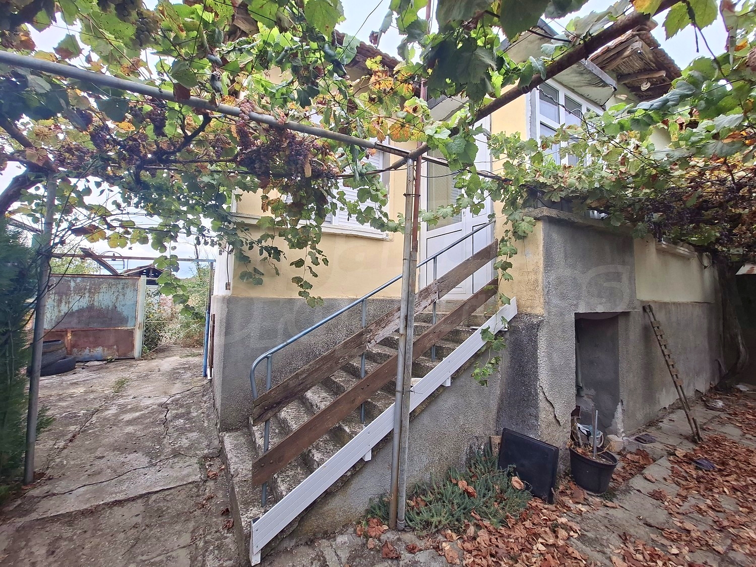 outside, facade, stairs, garden