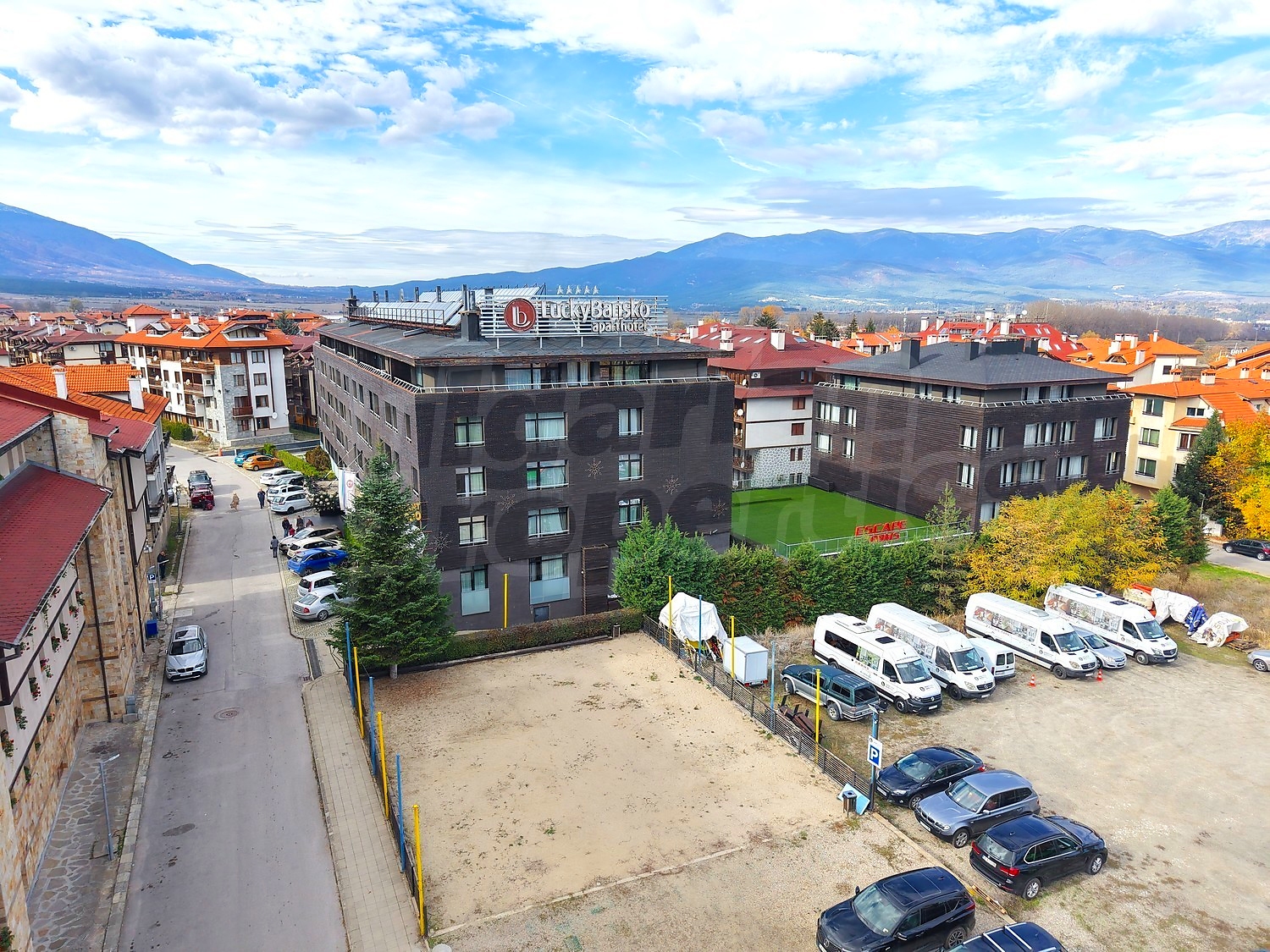 outside, facade, mountain, parking, green area