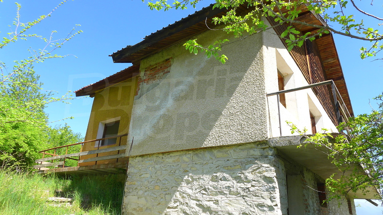 outside, facade, green area