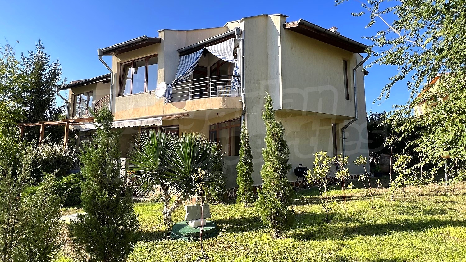 outside, facade, garden