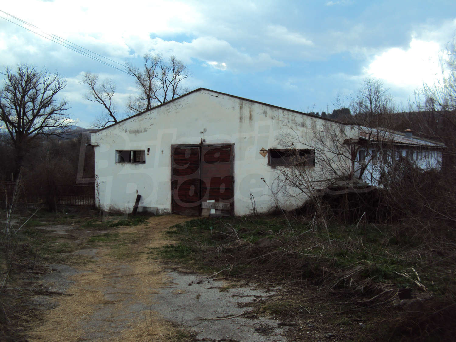 outside, facade, garden