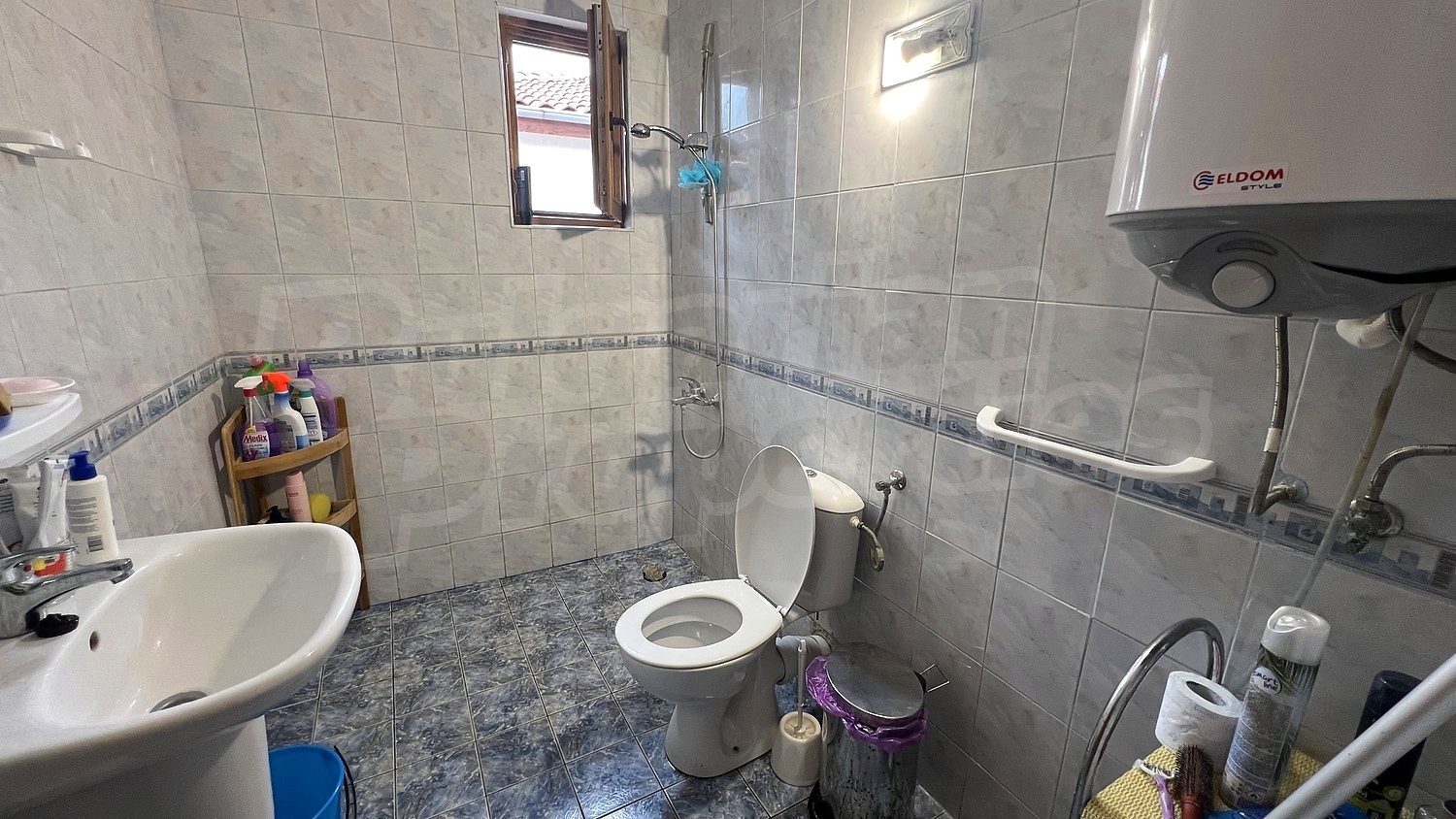 bathroom, toilet