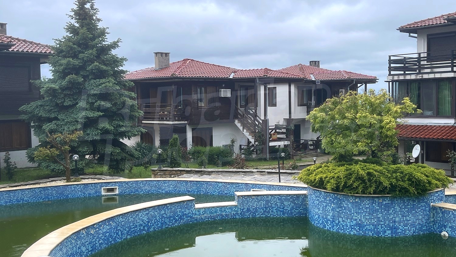 outside, pool, garden