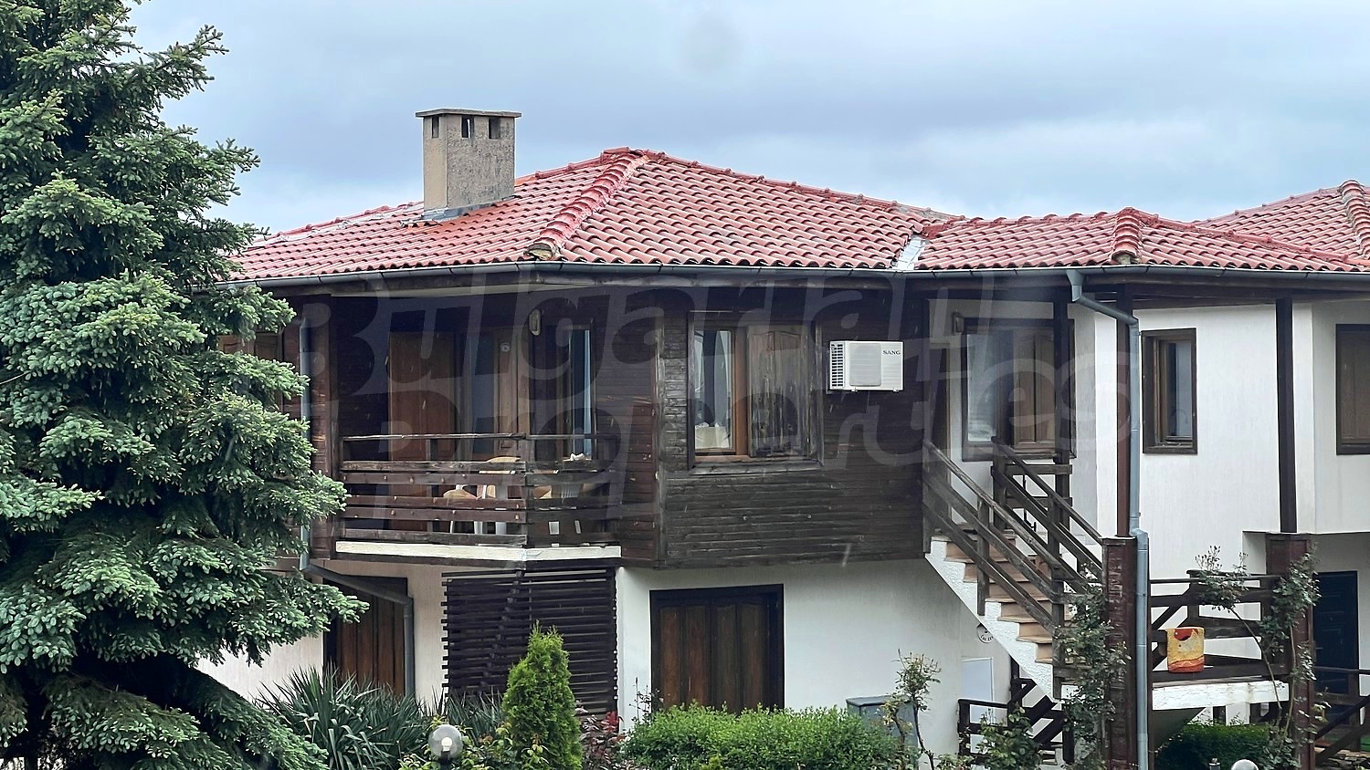 outside, facade, garden