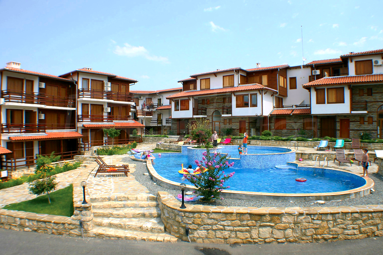 outside, pool, facade, garden