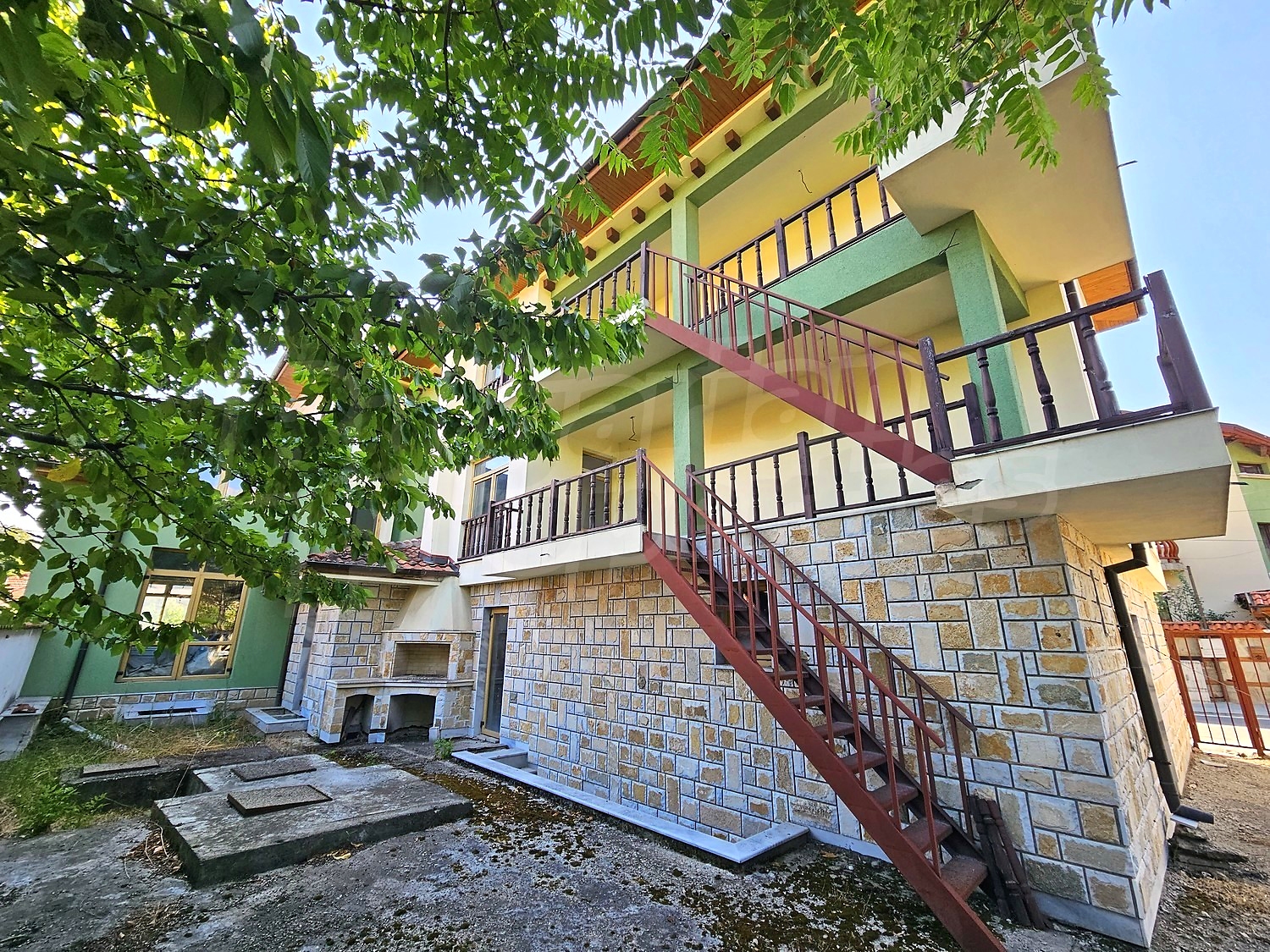 outside, facade, garden