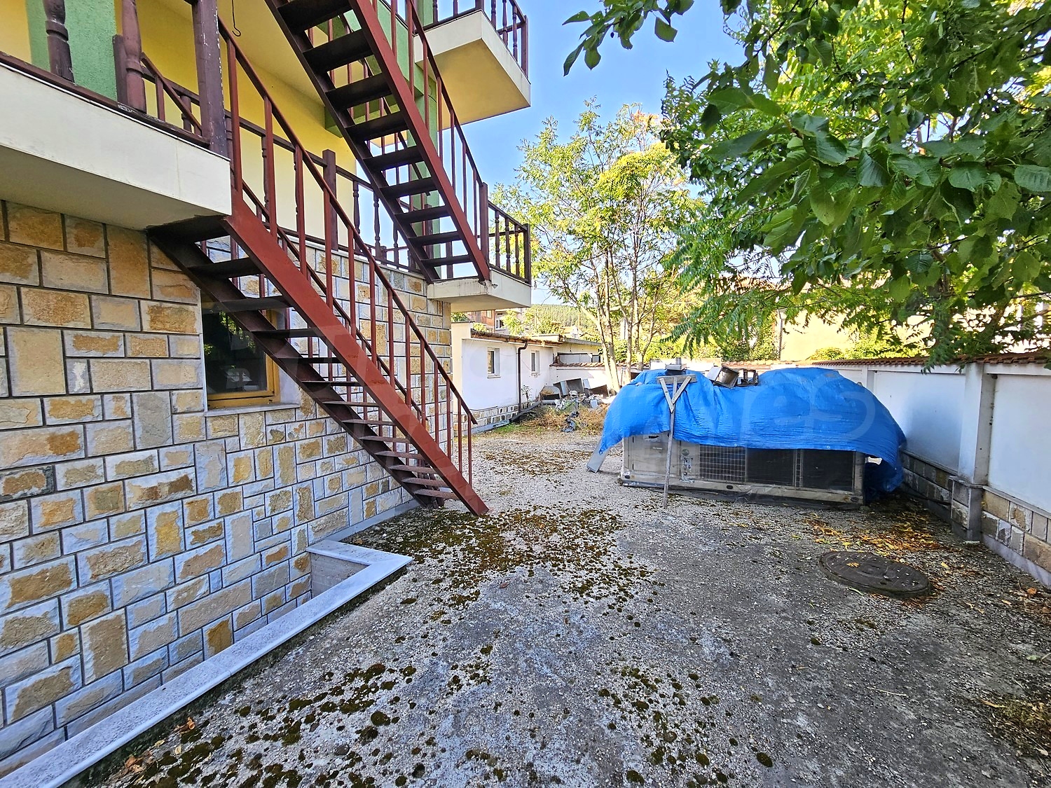 outside, facade, garden